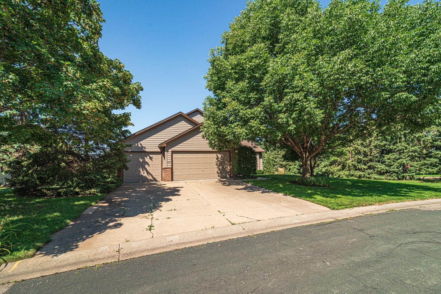 1084 Stein Drive, Waconia, Minnesota image 4