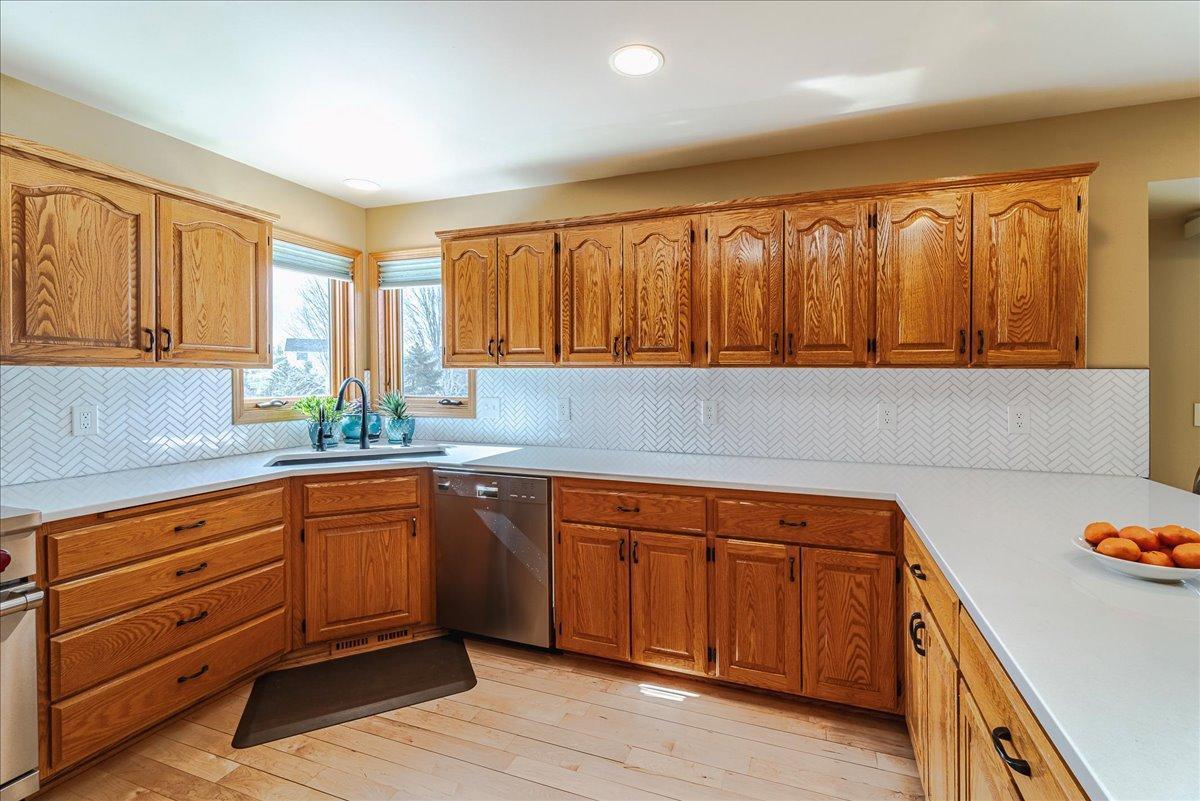1084 Stein Drive, Waconia, Minnesota image 15