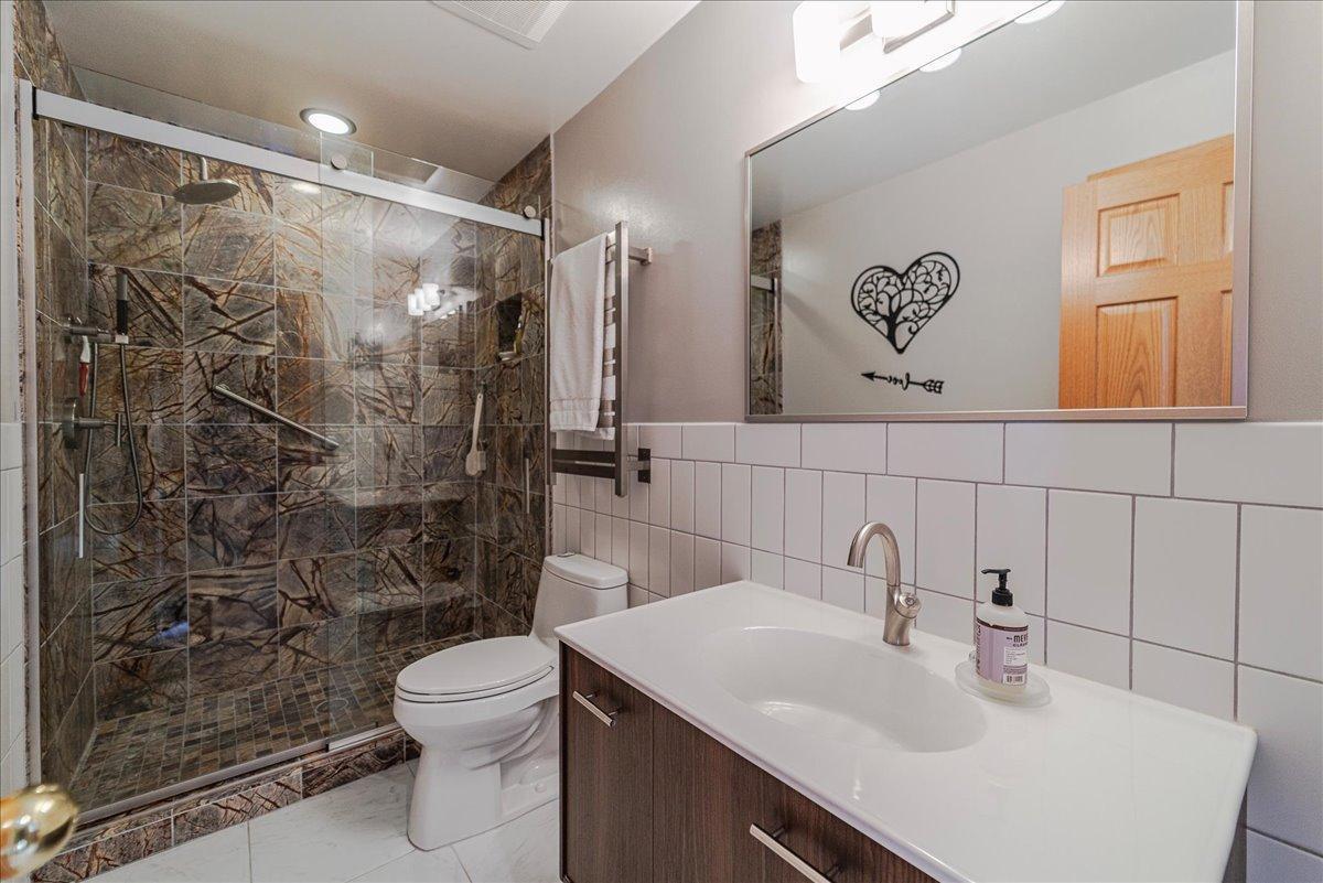 1084 Stein Drive, Waconia, Minnesota image 30