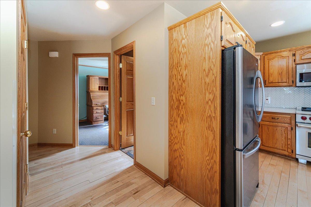 1084 Stein Drive, Waconia, Minnesota image 17