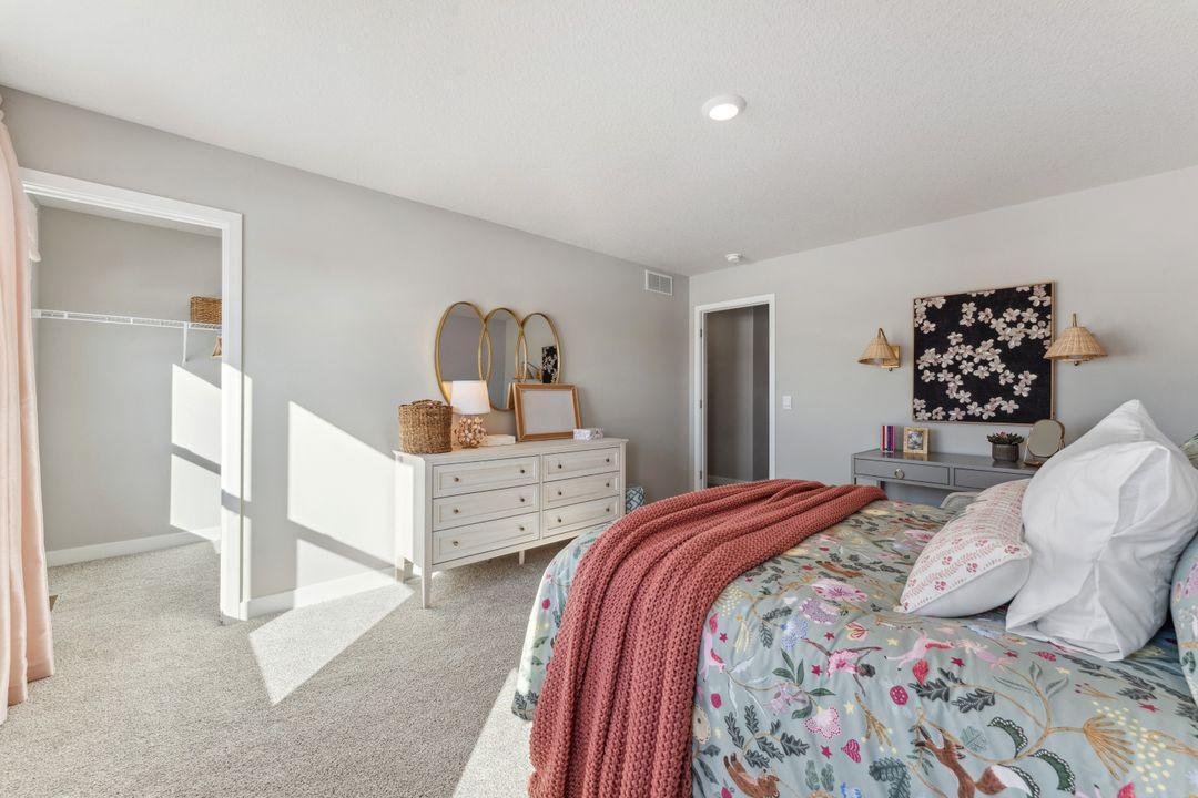 13277 Applewood Trail, Rosemount, Minnesota image 24