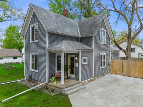 Homes For Sale - 512 6th Avenue<br/> Buffalo, MN 55313