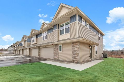 Townhouse For Sale - 8120 149th Lane<br/> Ramsey, MN 55303