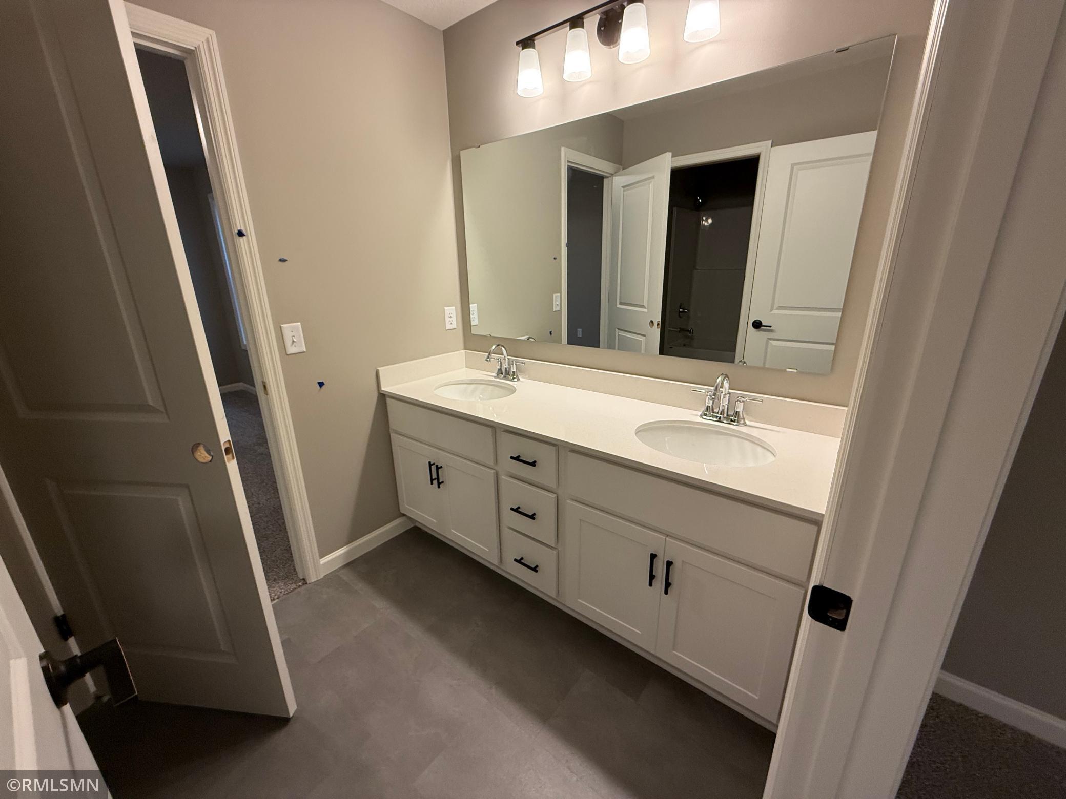 2624 Ivy Avenue, Saint Michael, Minnesota image 31