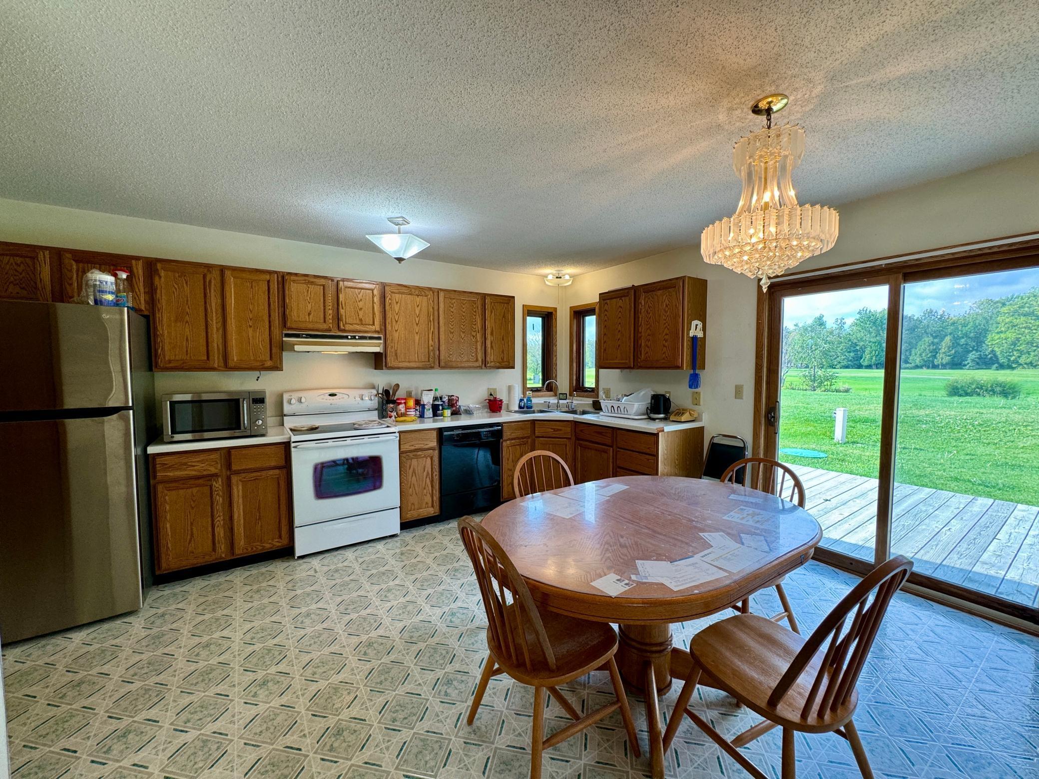 231 Oak Road, Warroad, Minnesota image 12