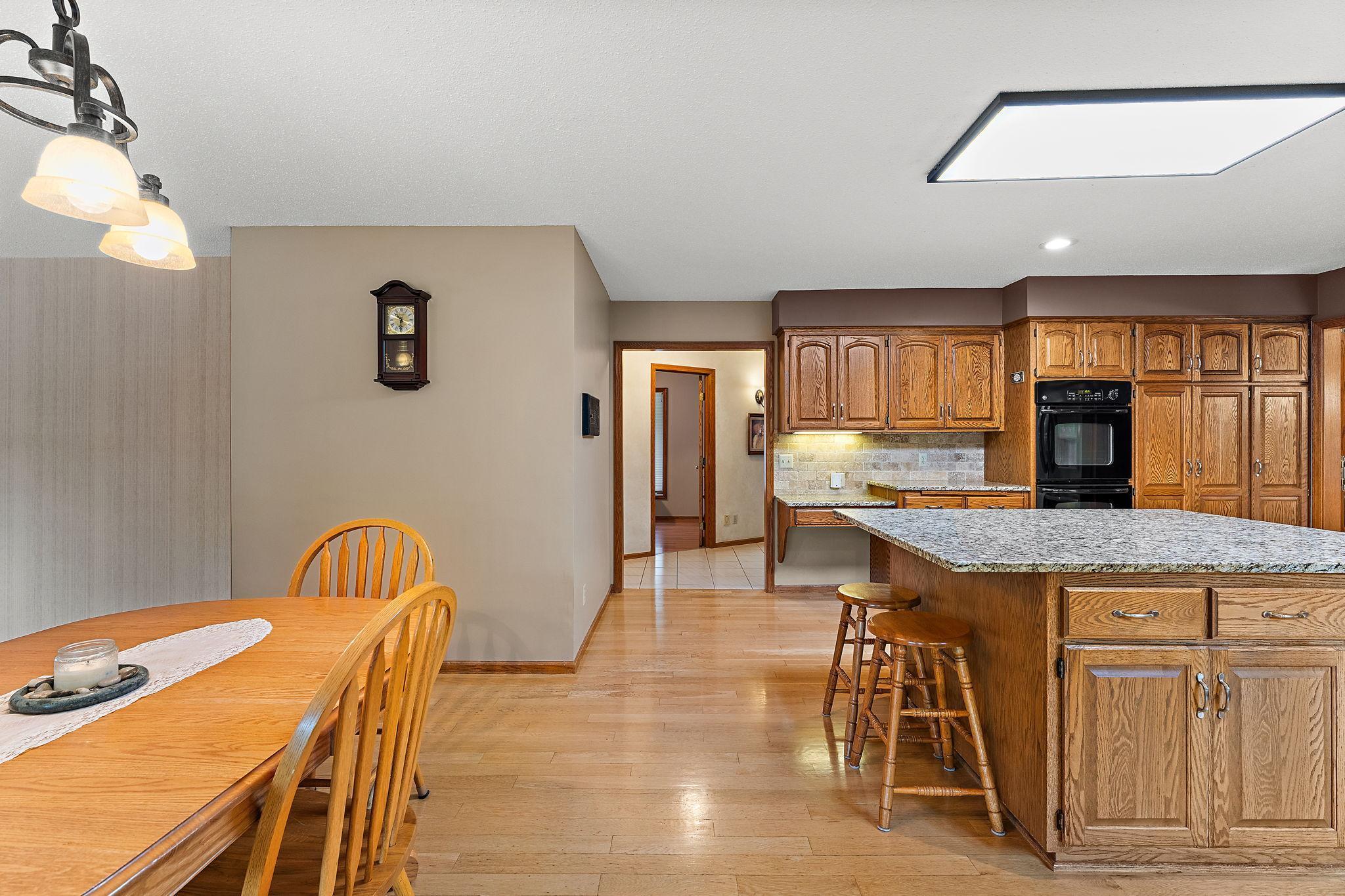 2501 W 112th Street, Minneapolis, Minnesota image 8