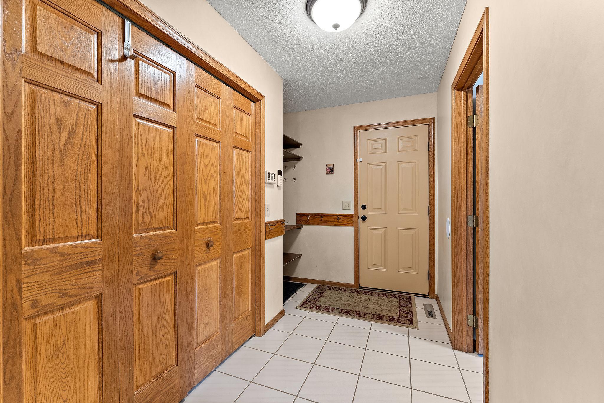 2501 W 112th Street, Minneapolis, Minnesota image 9