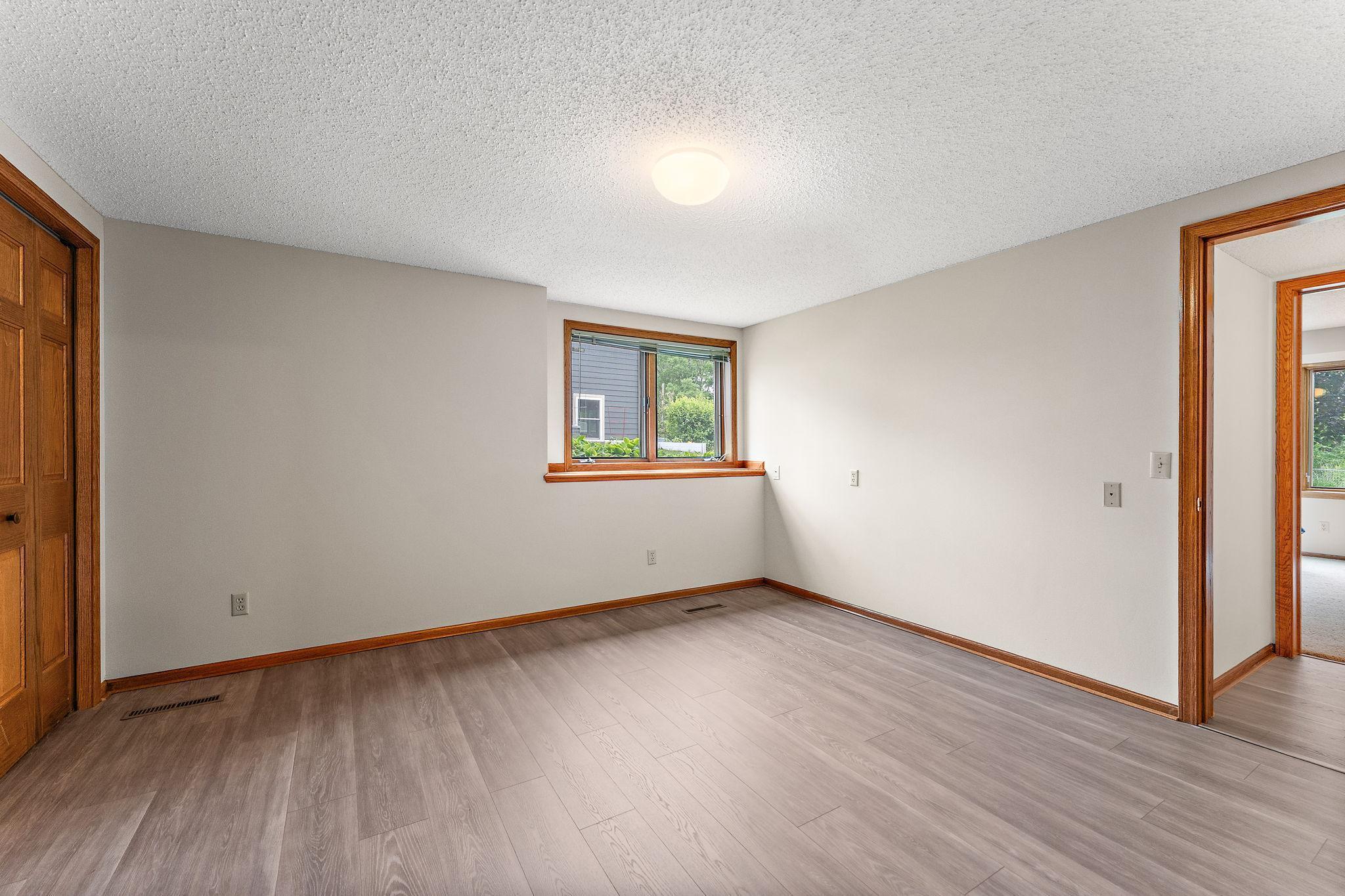 2501 W 112th Street, Minneapolis, Minnesota image 32