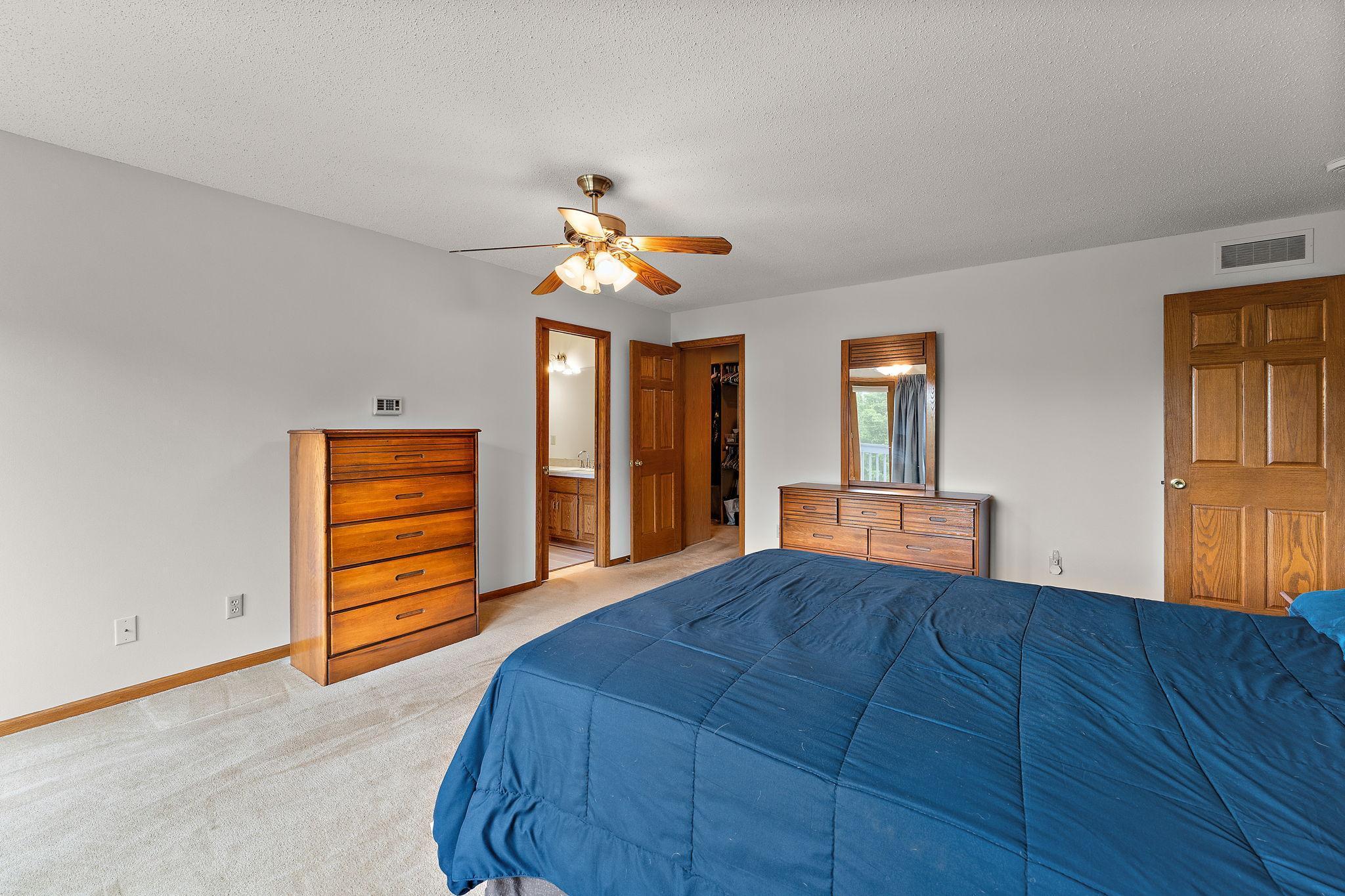 2501 W 112th Street, Minneapolis, Minnesota image 24