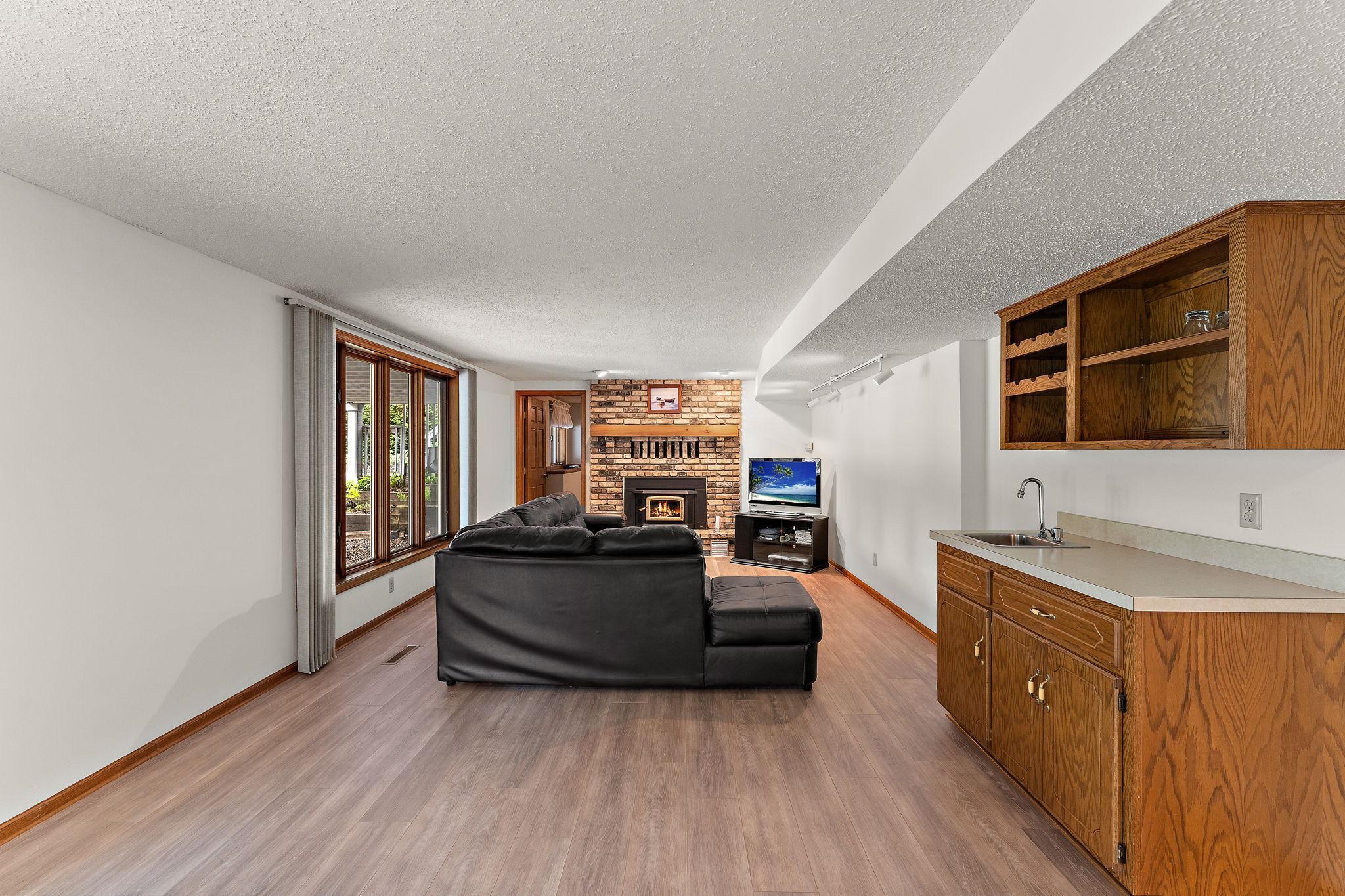 2501 W 112th Street, Minneapolis, Minnesota image 39