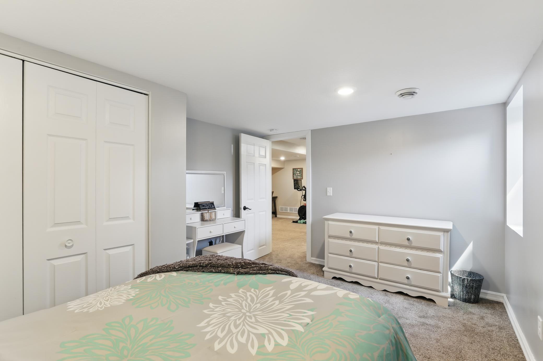 145 37th Street, Hastings, Minnesota image 27