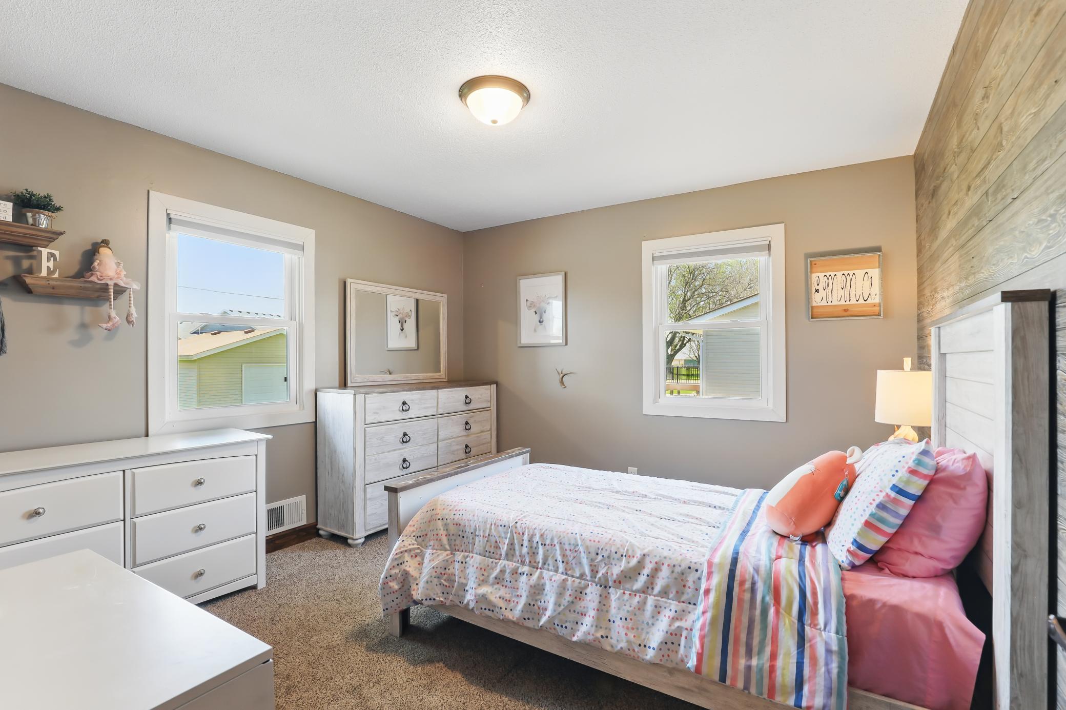 145 37th Street, Hastings, Minnesota image 17