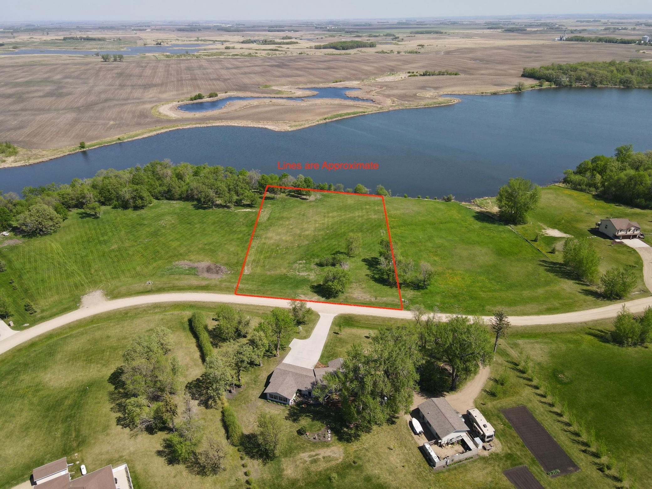 1xxxx Southshores Cir, Lake Park, Minnesota image 1
