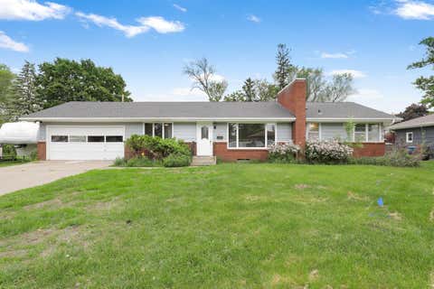 Homes For Sale - 561 Bennett Drive<br/> Fridley, MN 55432