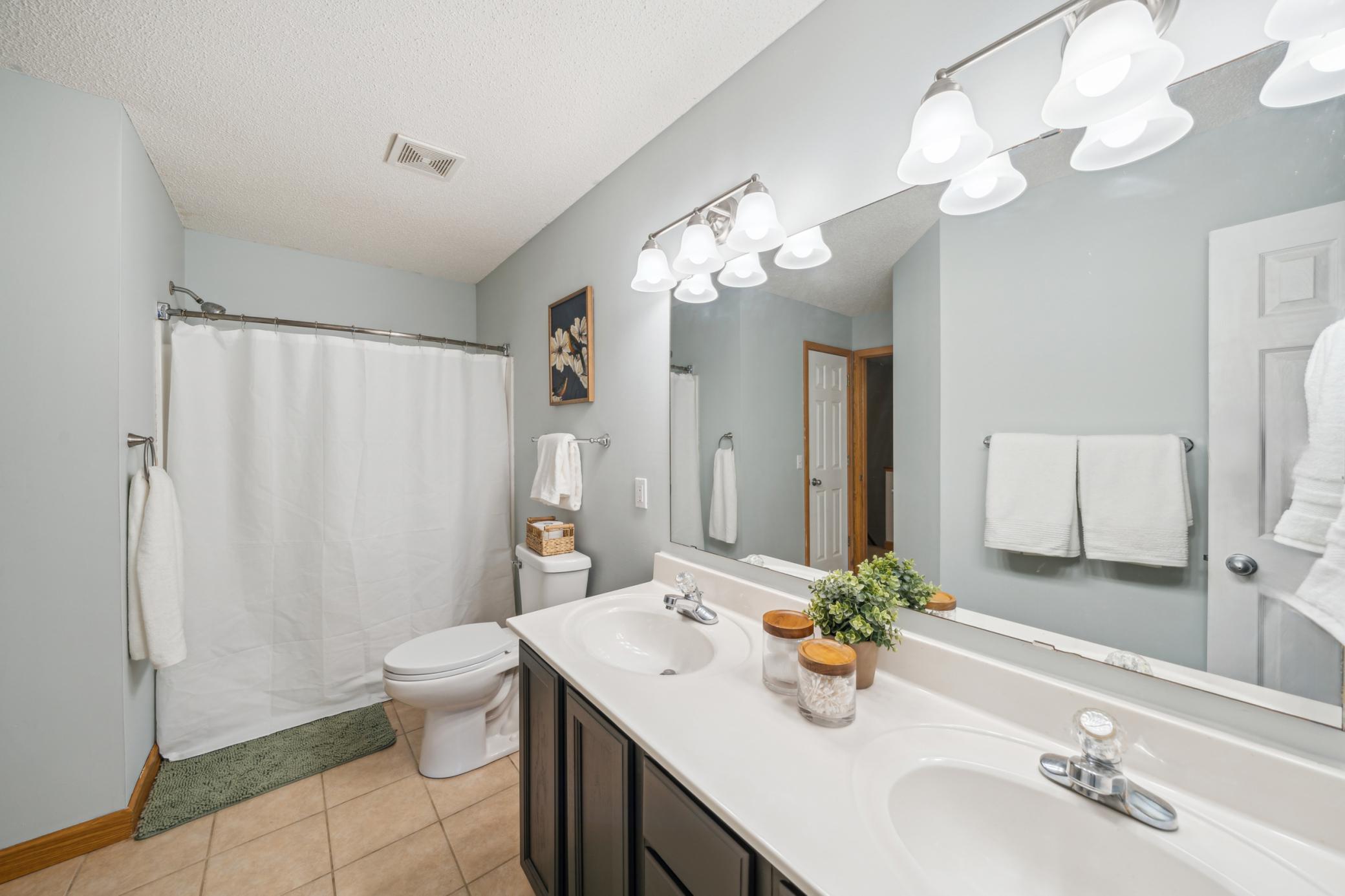 8671 Quarry Ridge Lane #D, Saint Paul, Minnesota image 14