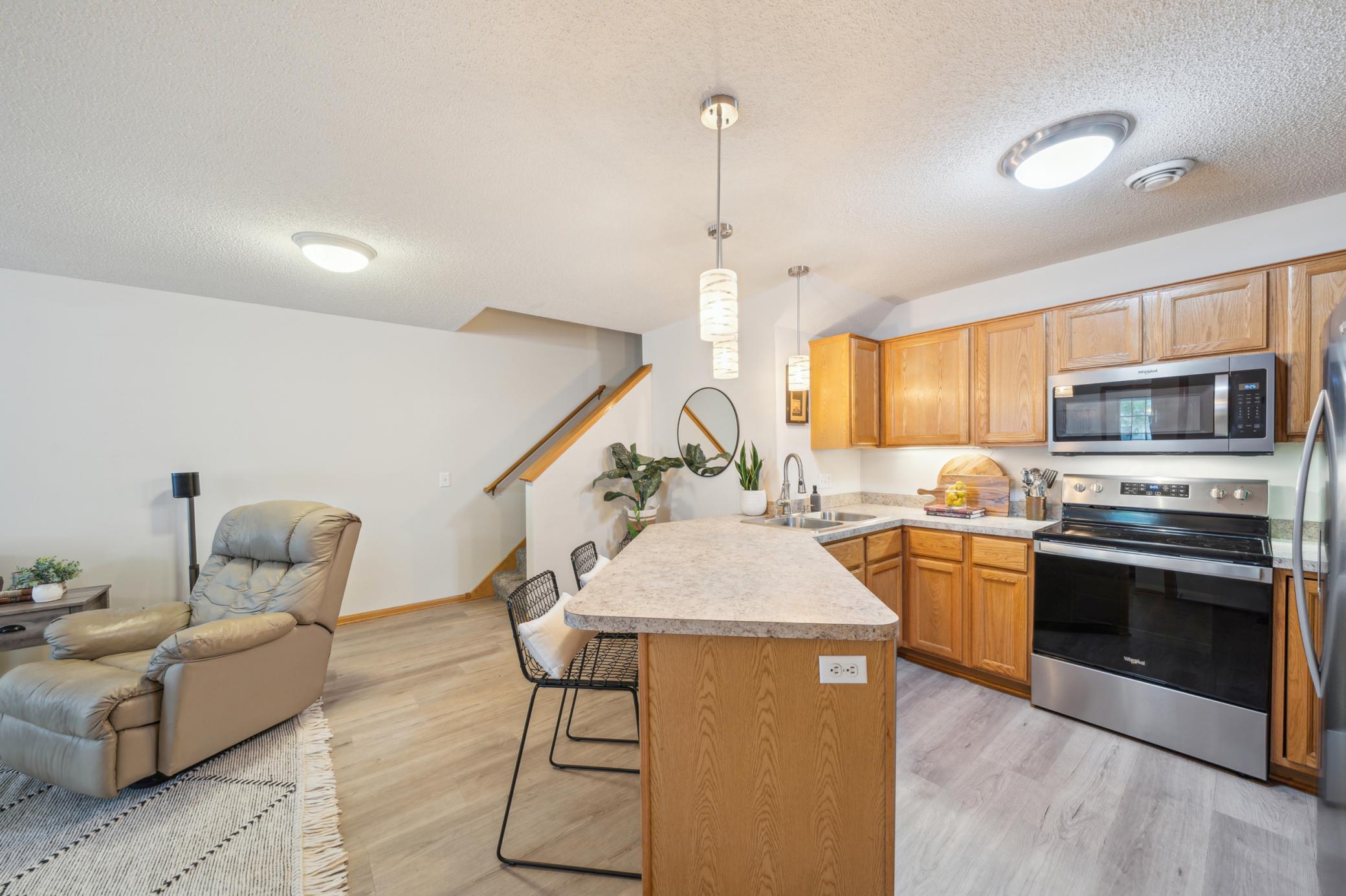 8671 Quarry Ridge Lane #D, Saint Paul, Minnesota image 9