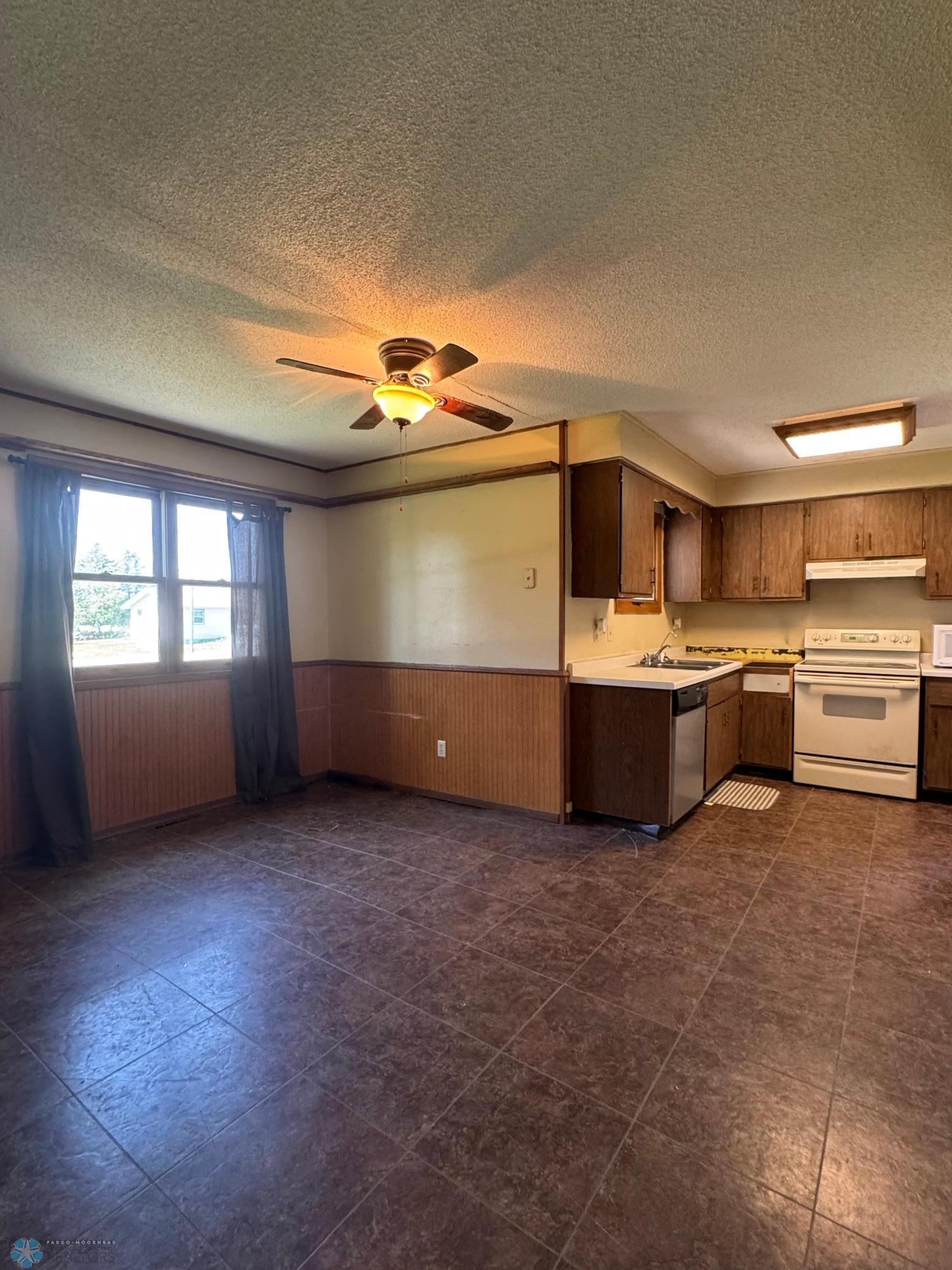 1512 3rd Street, Waubun, Minnesota image 6