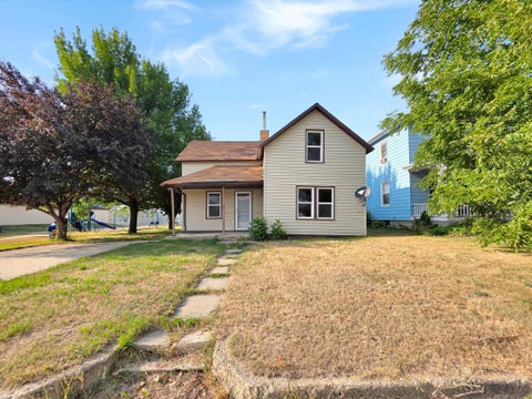 Homes For Sale - 410 Main Street<br/> Clay County, Hawley, MN 56549