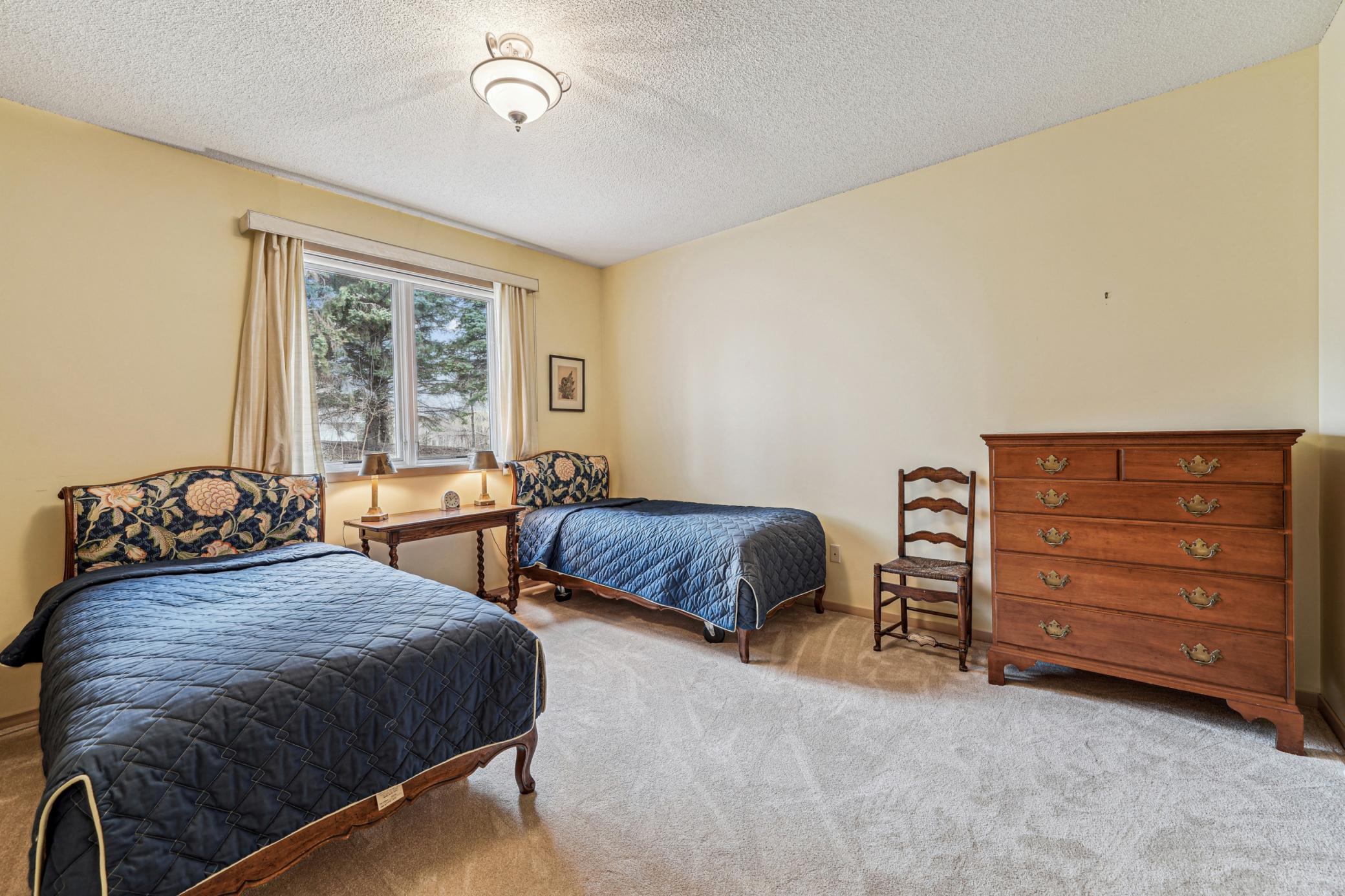 8924 Hilloway Road, Eden Prairie, Minnesota image 17