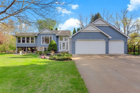 Homes For Sale - 12270 Europa Avenue<br/> Washington County, Saint Paul, MN 55110