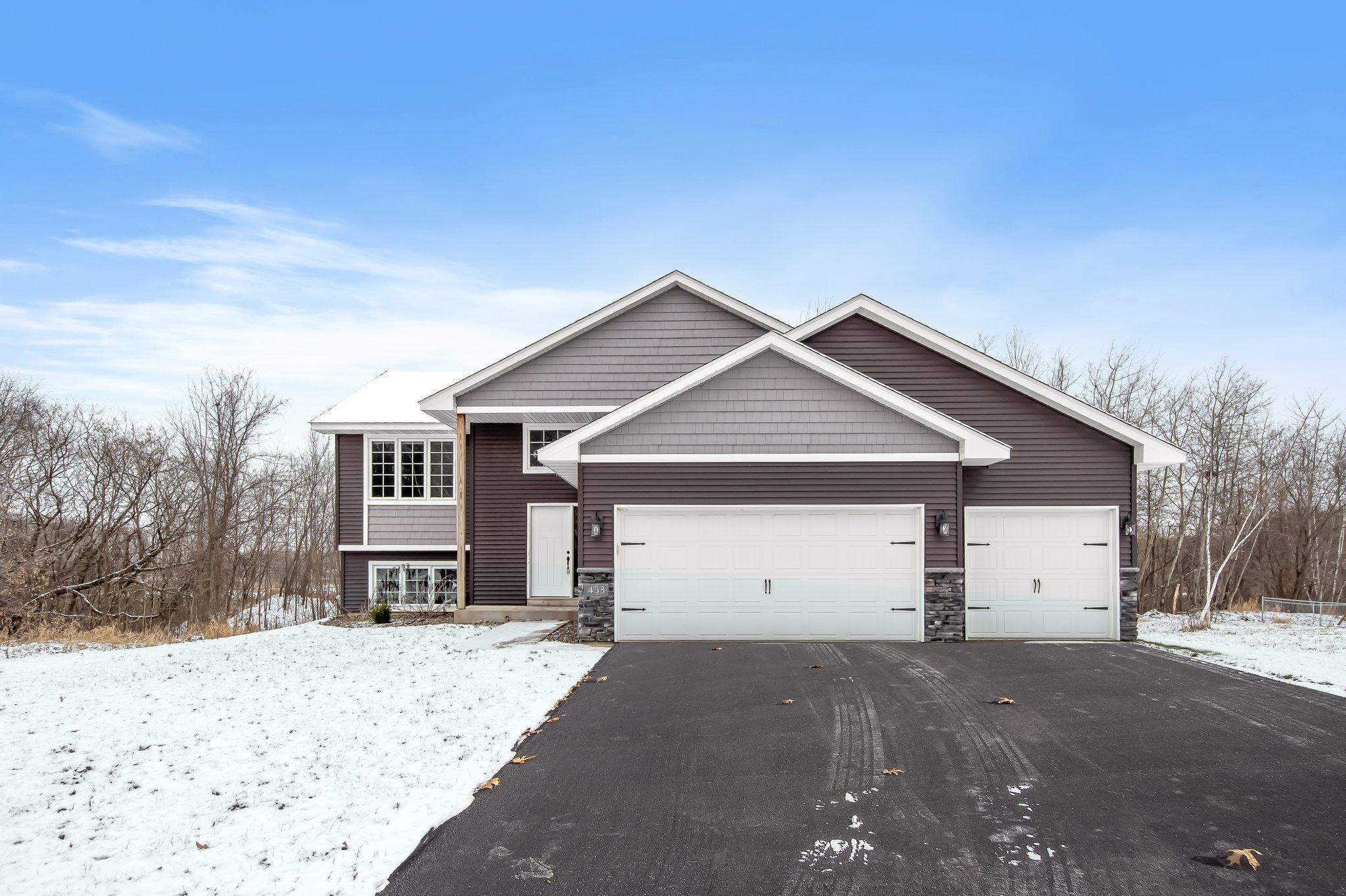 433 Woodale Avenue, Saint Croix Falls, Wisconsin image 1