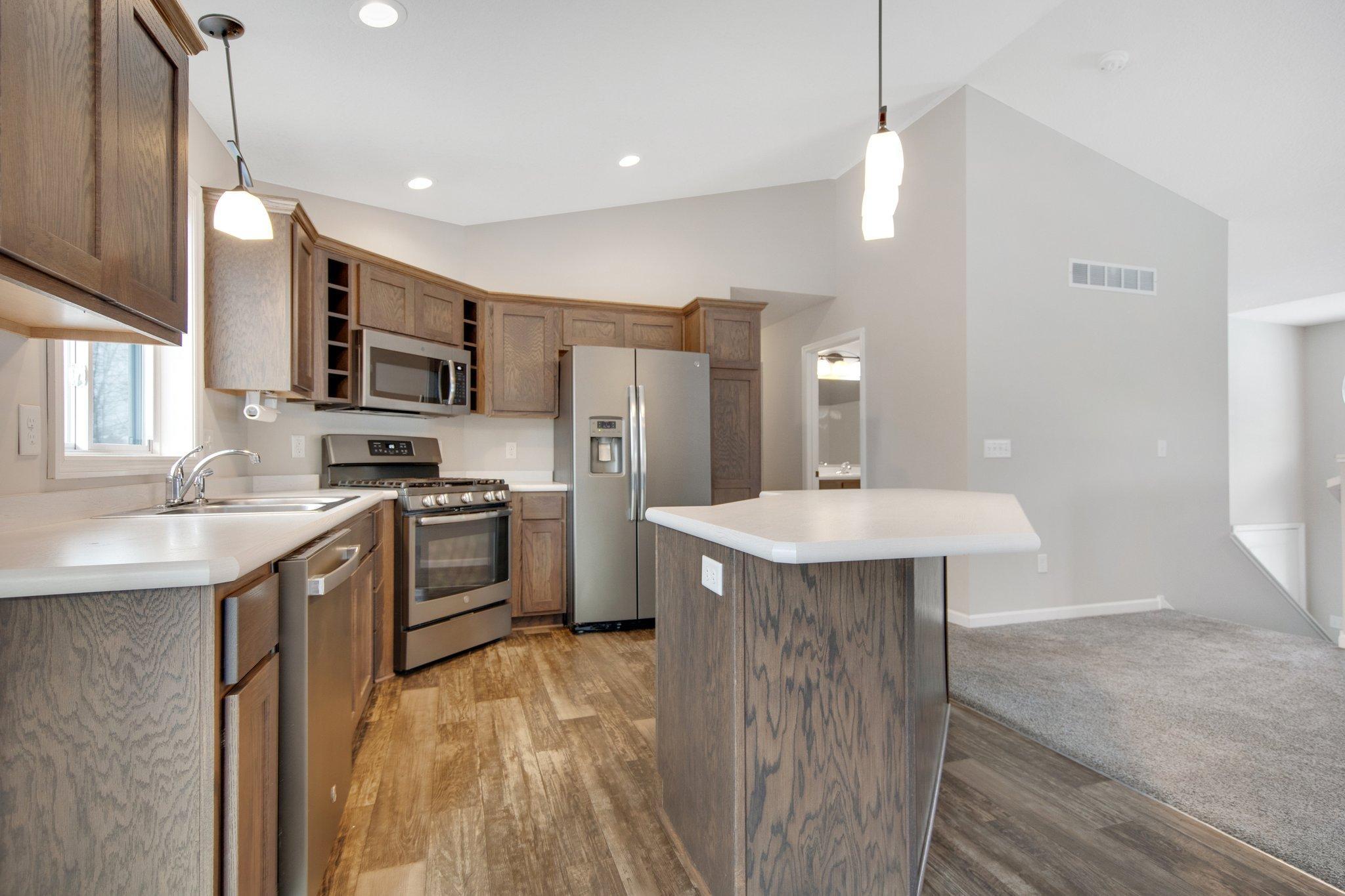 433 Woodale Avenue, Saint Croix Falls, Wisconsin image 2