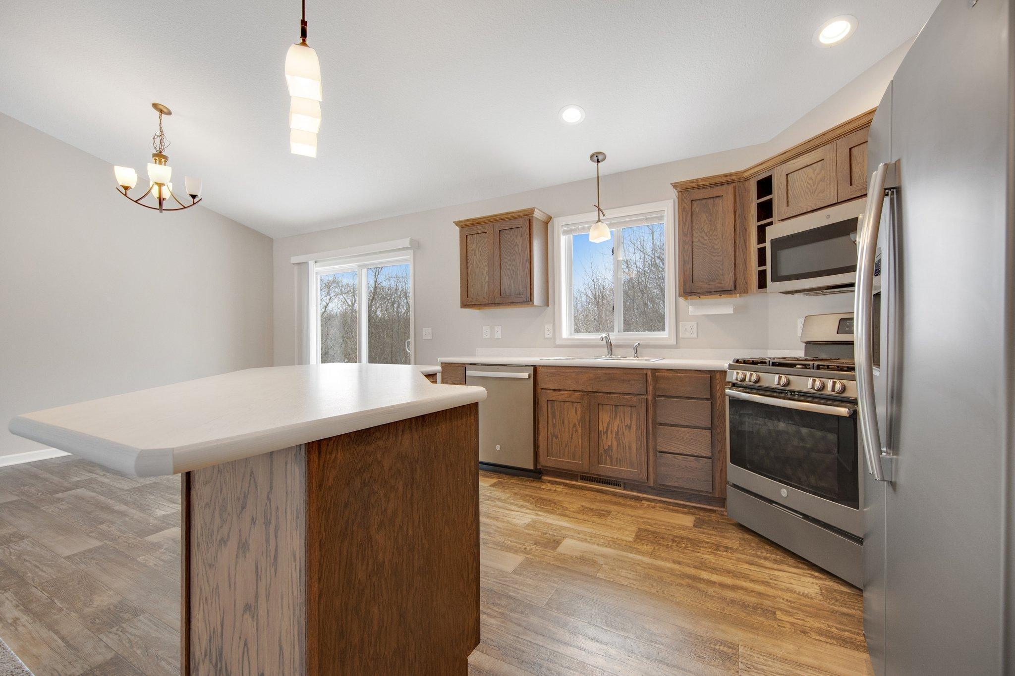 433 Woodale Avenue, Saint Croix Falls, Wisconsin image 5