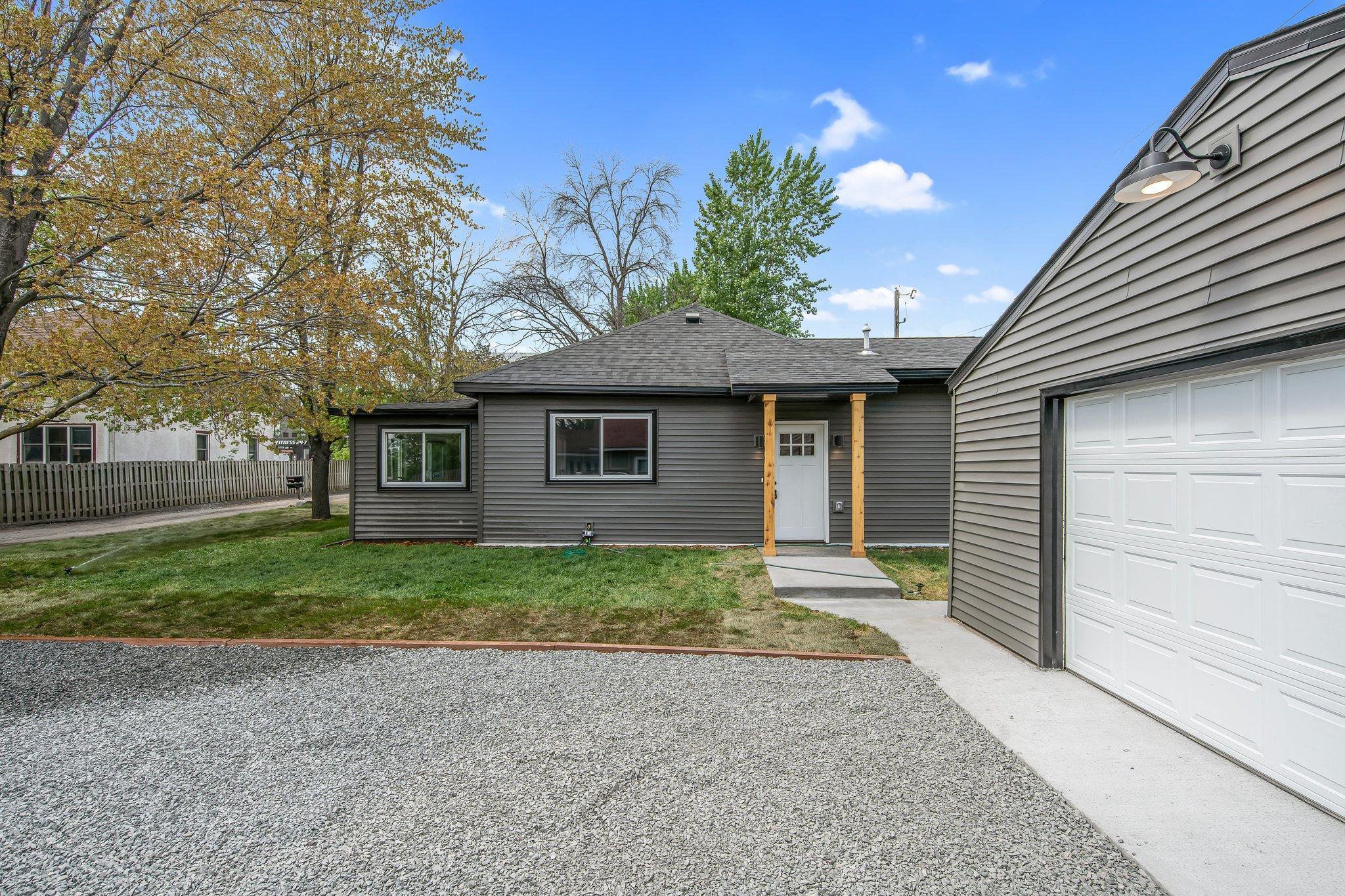 309 N Shore Drive, Forest Lake, Minnesota image 2