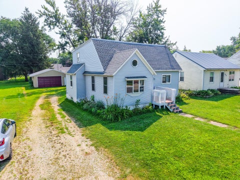 Homes For Sale - 412 Main Street<br/> Mower County, Grand Meadow, MN 55936