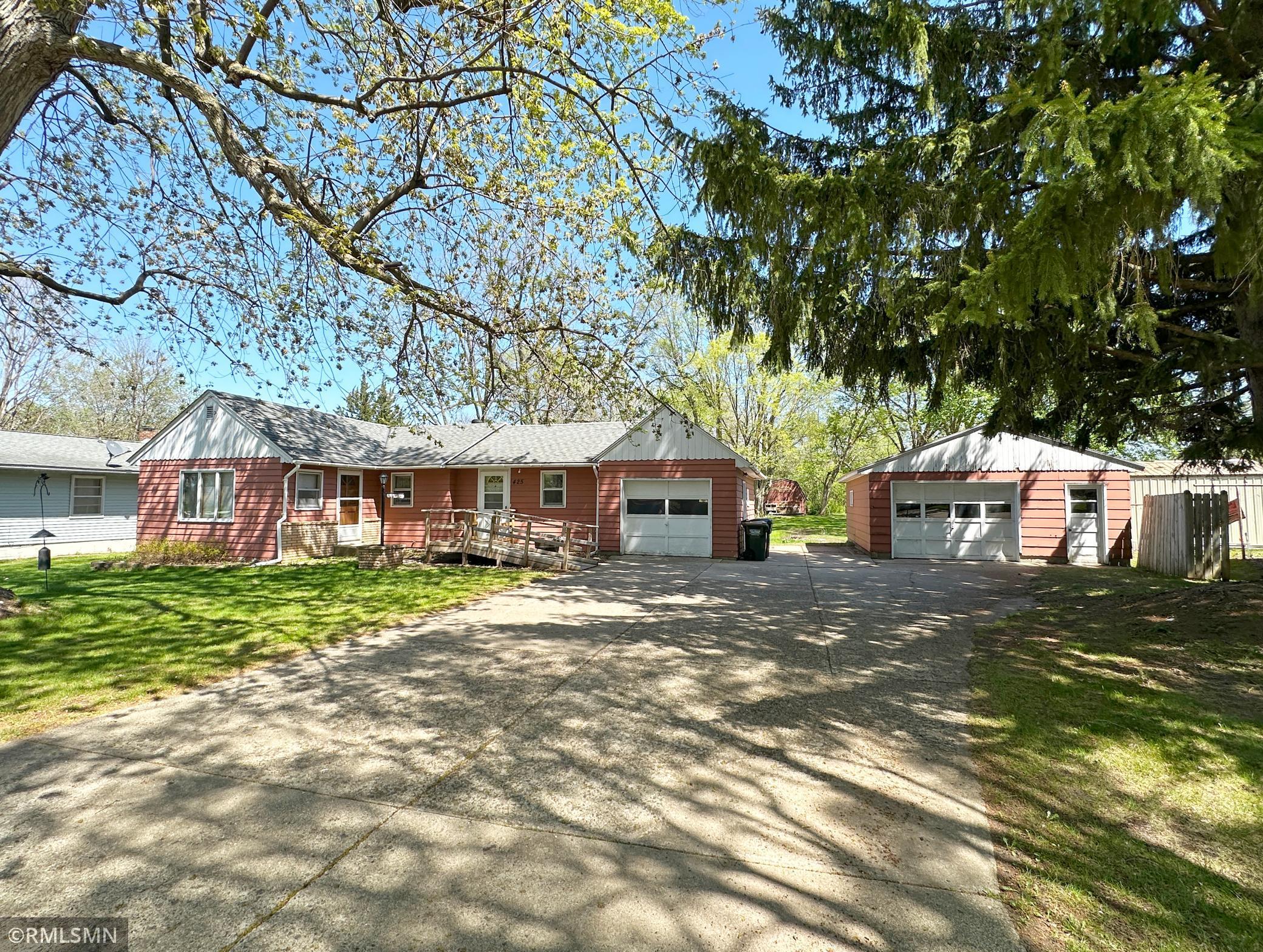 425 Cherry Avenue, Annandale, Minnesota image 1