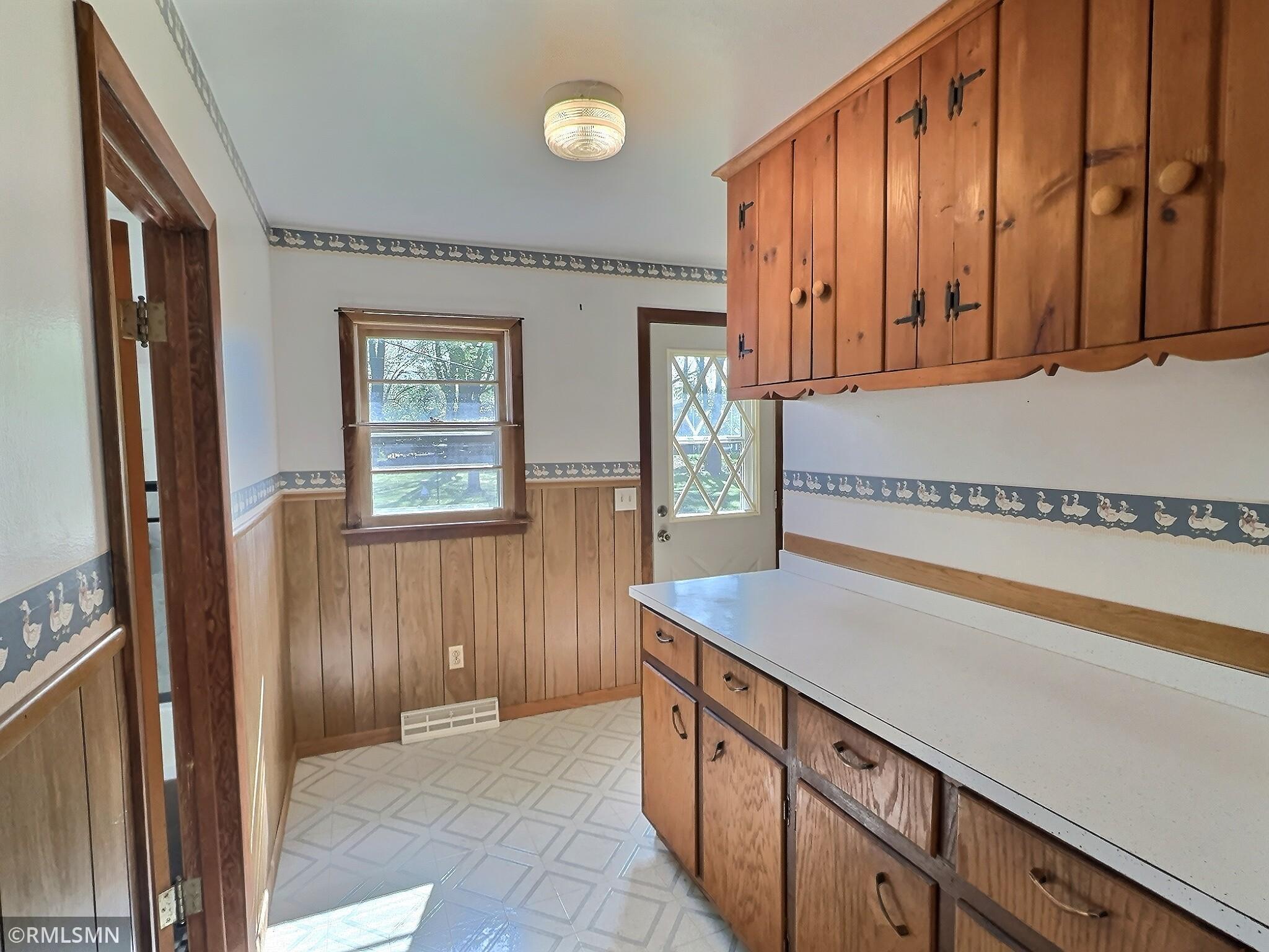 425 Cherry Avenue, Annandale, Minnesota image 8