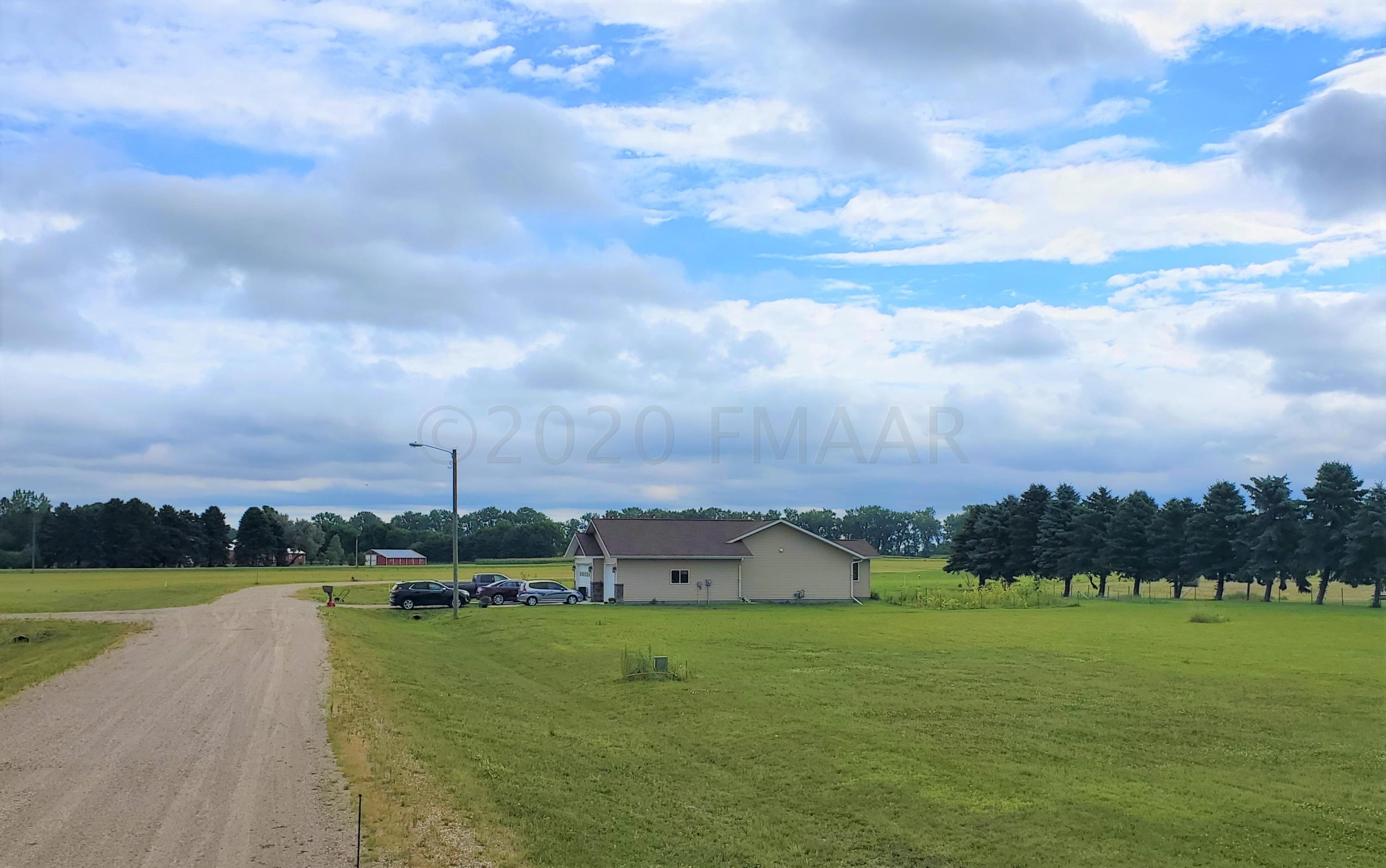 1104 Brown Street, Milnor, North Dakota image 3