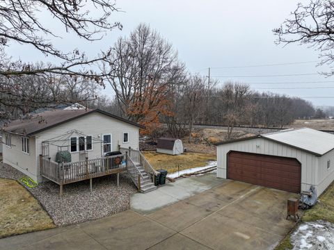 Homes For Sale - 1015 Nokomis Street<br/> Douglas County, Alexandria, MN 56308