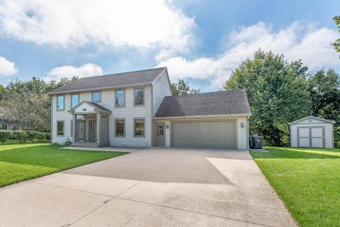 Homes For Sale - 208 Chancery Lane<br/> Blue Earth County, Mankato, MN 56001