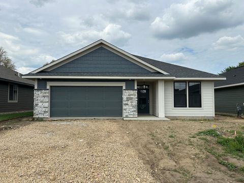 Homes For Sale - 17721 Everest Avenue<br/> Lakeville, MN 55044