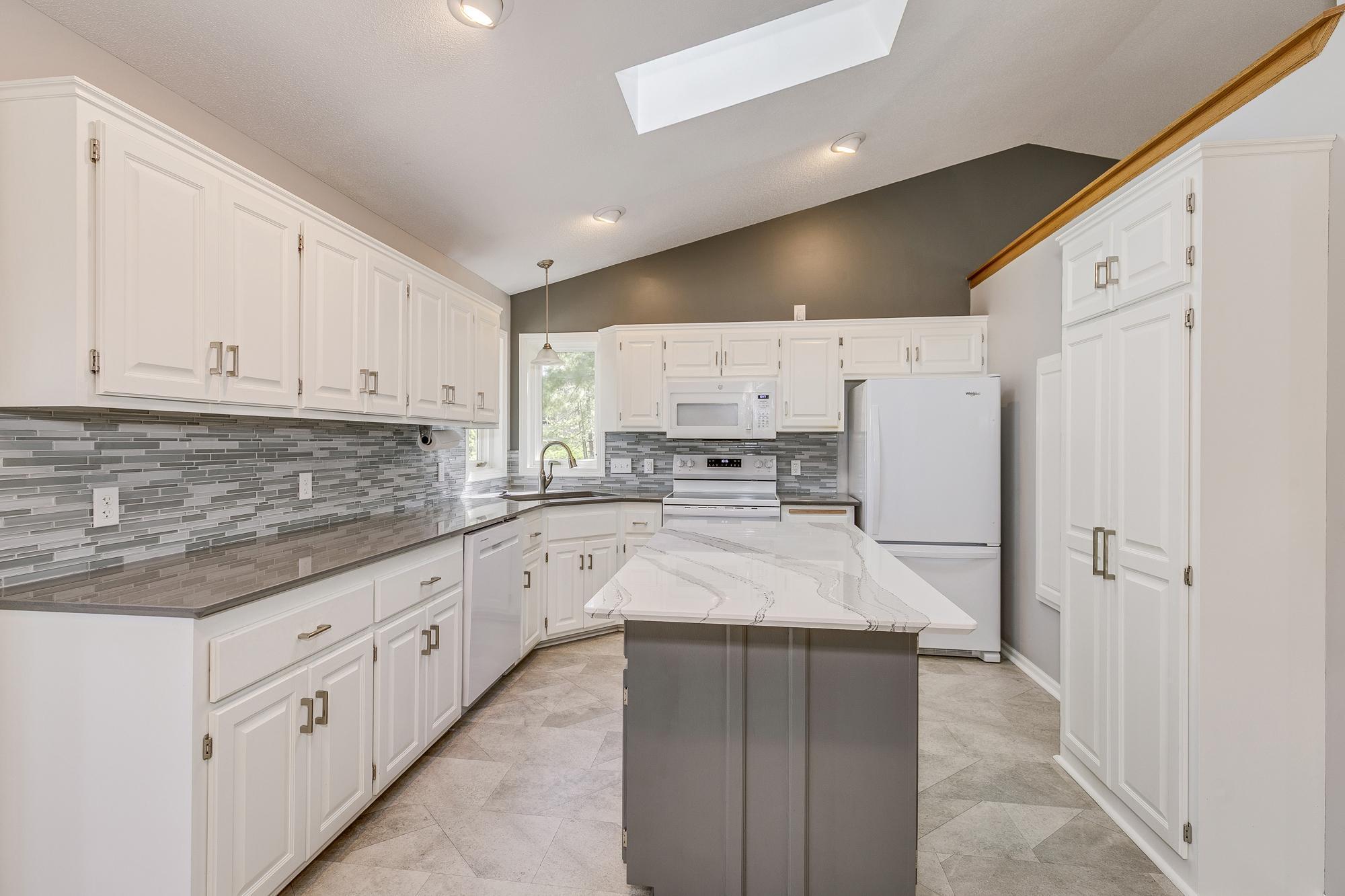 161 White Pine Road, Circle Pines, Minnesota image 10