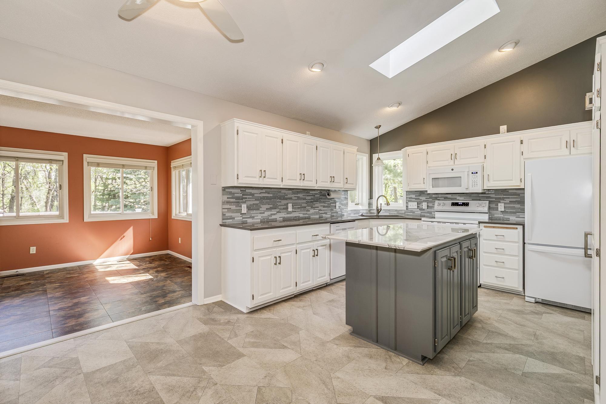 161 White Pine Road, Circle Pines, Minnesota image 9