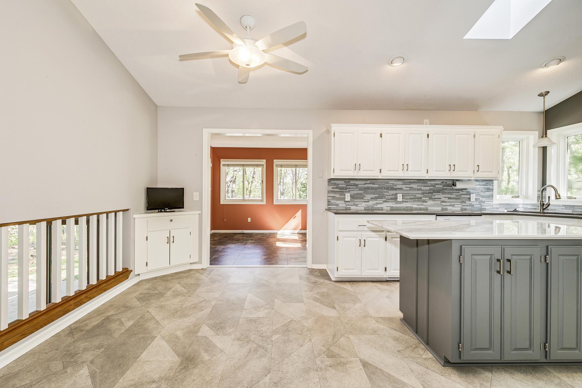 161 White Pine Road, Circle Pines, Minnesota image 12