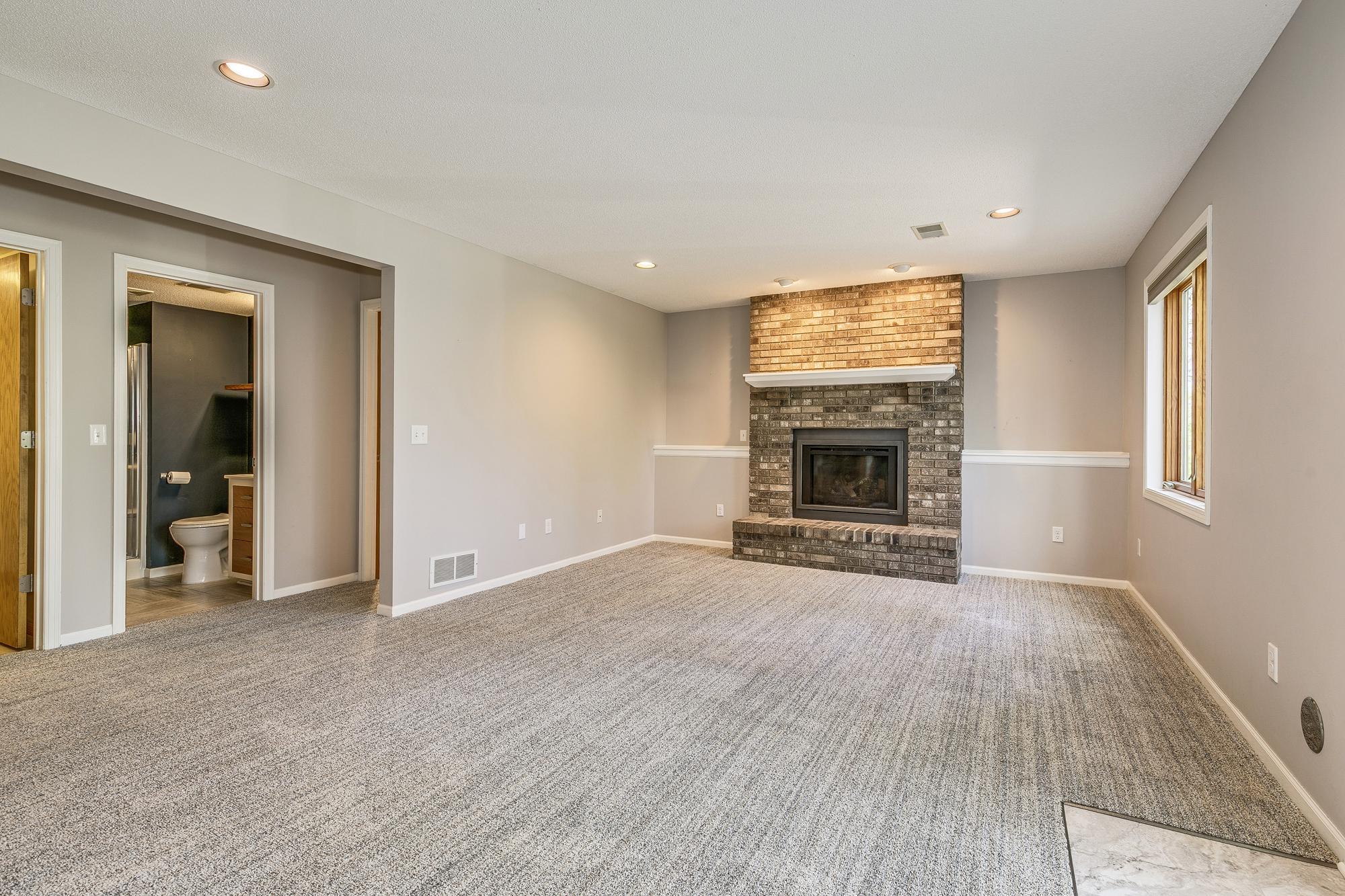 161 White Pine Road, Circle Pines, Minnesota image 26