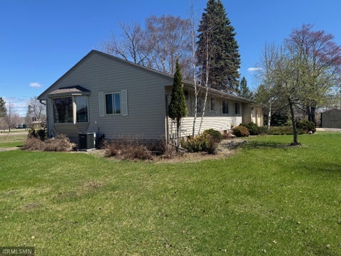Homes For Sale - 309 E Highway 210<br/> Mcgregor, MN 55760