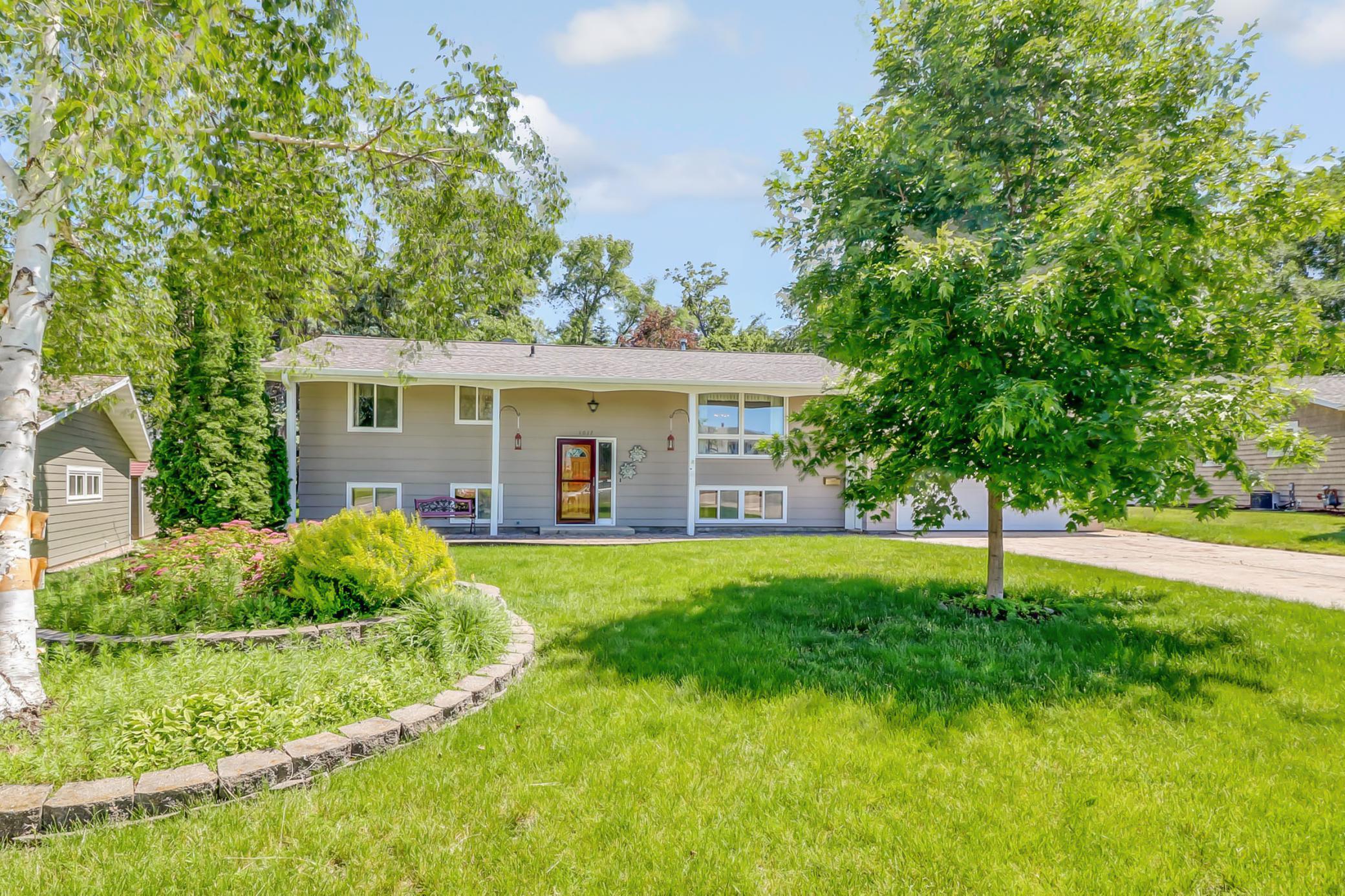 1017 Oak Grove Avenue, Detroit Lakes, Minnesota image 1