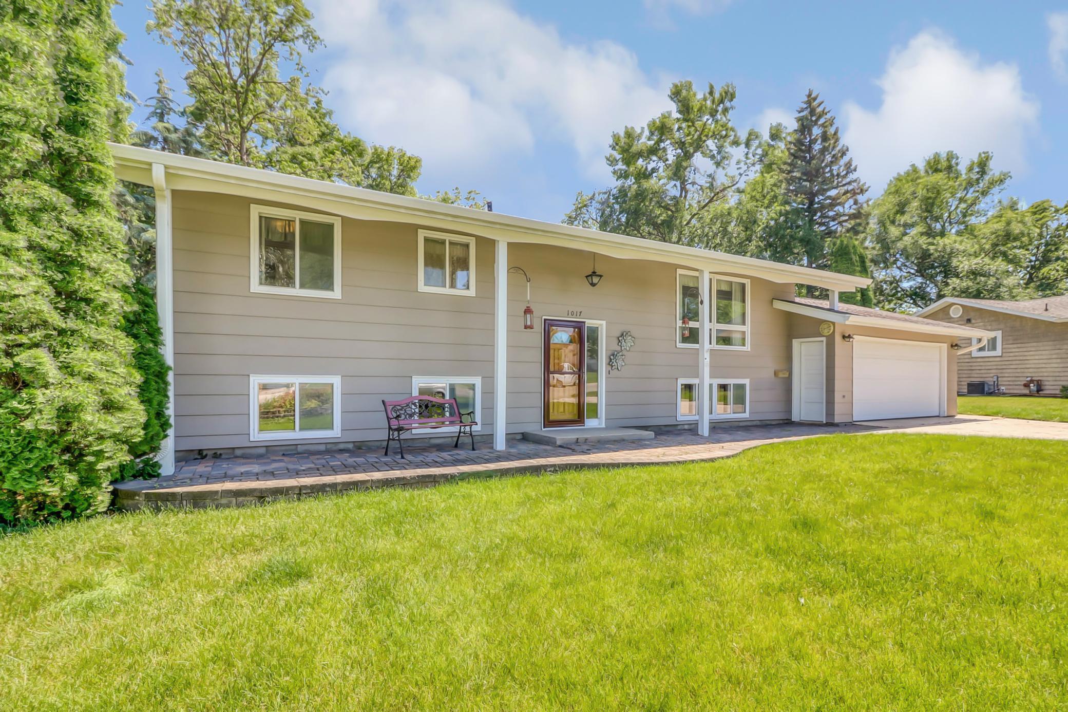1017 Oak Grove Avenue, Detroit Lakes, Minnesota image 4