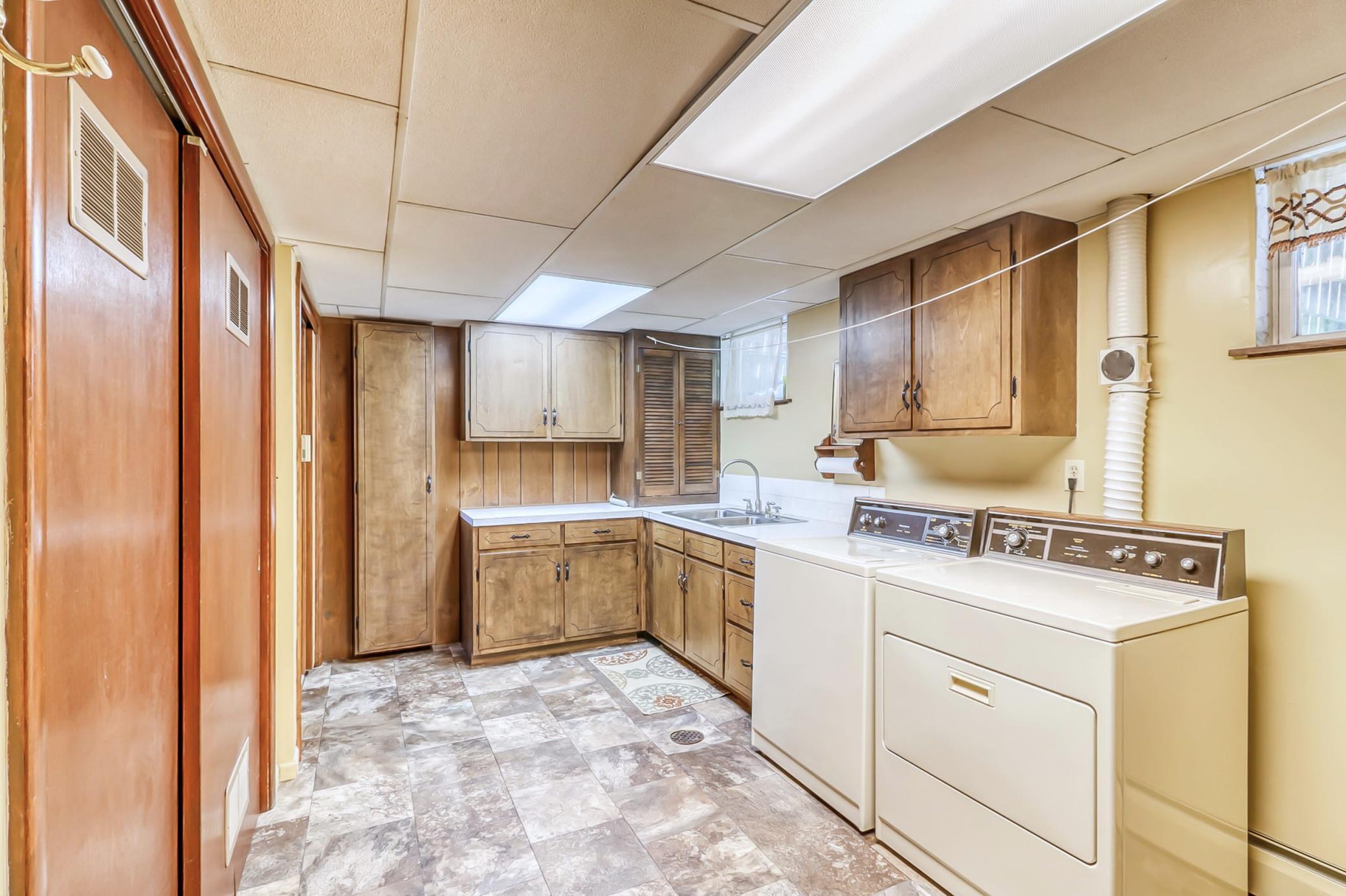 1017 Oak Grove Avenue, Detroit Lakes, Minnesota image 45