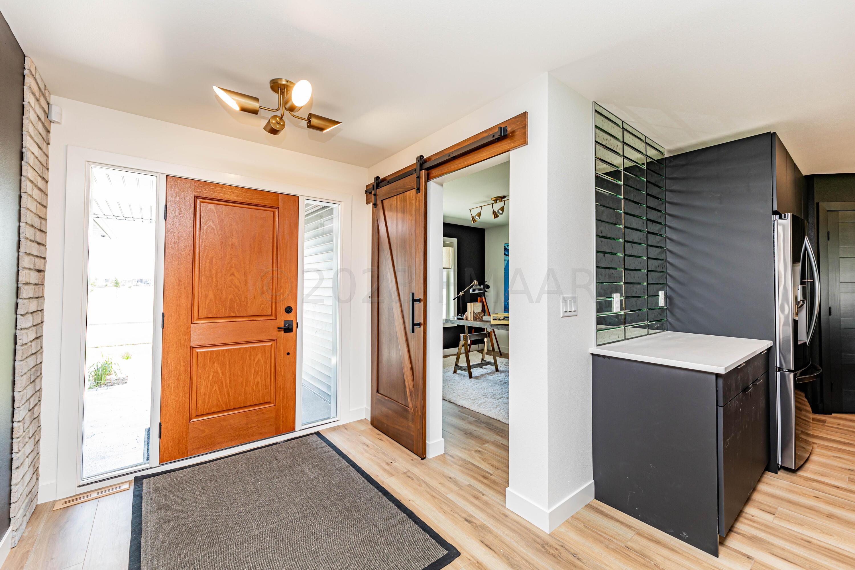 West Fargo, North Dakota 58078, United States, 5 Bedrooms Bedrooms, ,3 BathroomsBathrooms,Residential,Pending,60062