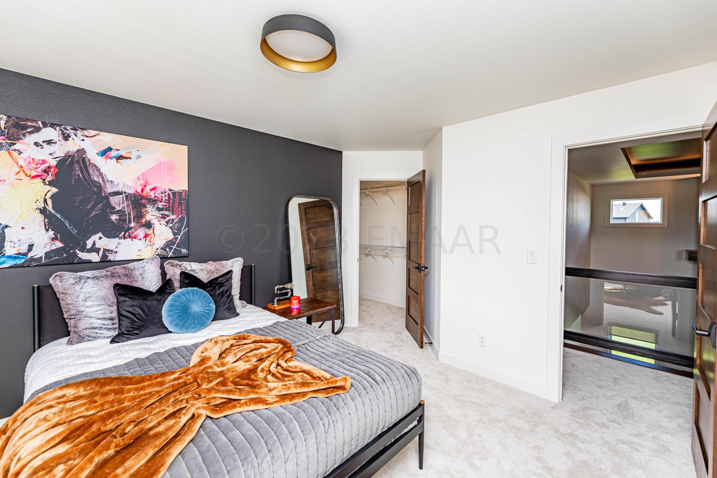 West Fargo, North Dakota 58078, United States, 5 Bedrooms Bedrooms, ,3 BathroomsBathrooms,Residential,Pending,60062