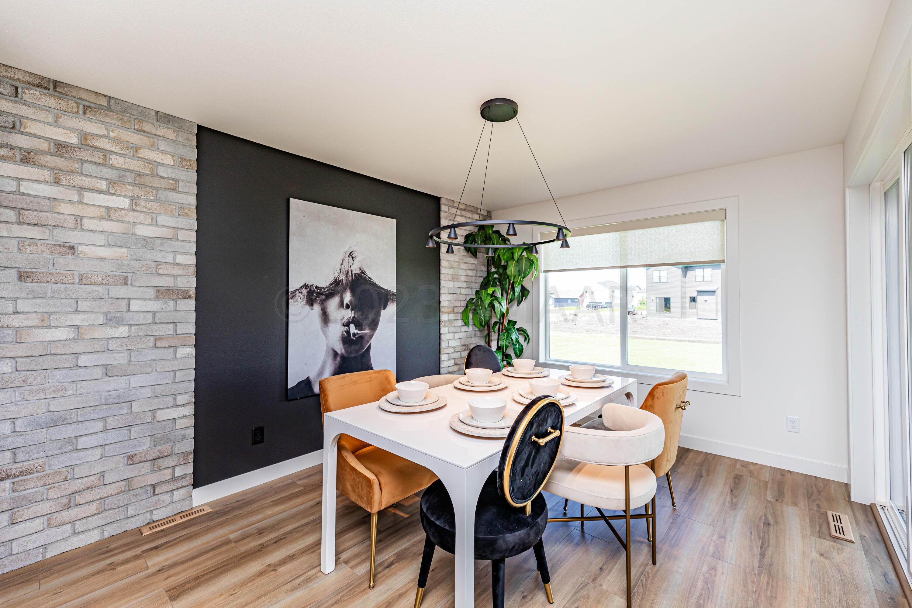 West Fargo, North Dakota 58078, United States, 5 Bedrooms Bedrooms, ,3 BathroomsBathrooms,Residential,Pending,60062