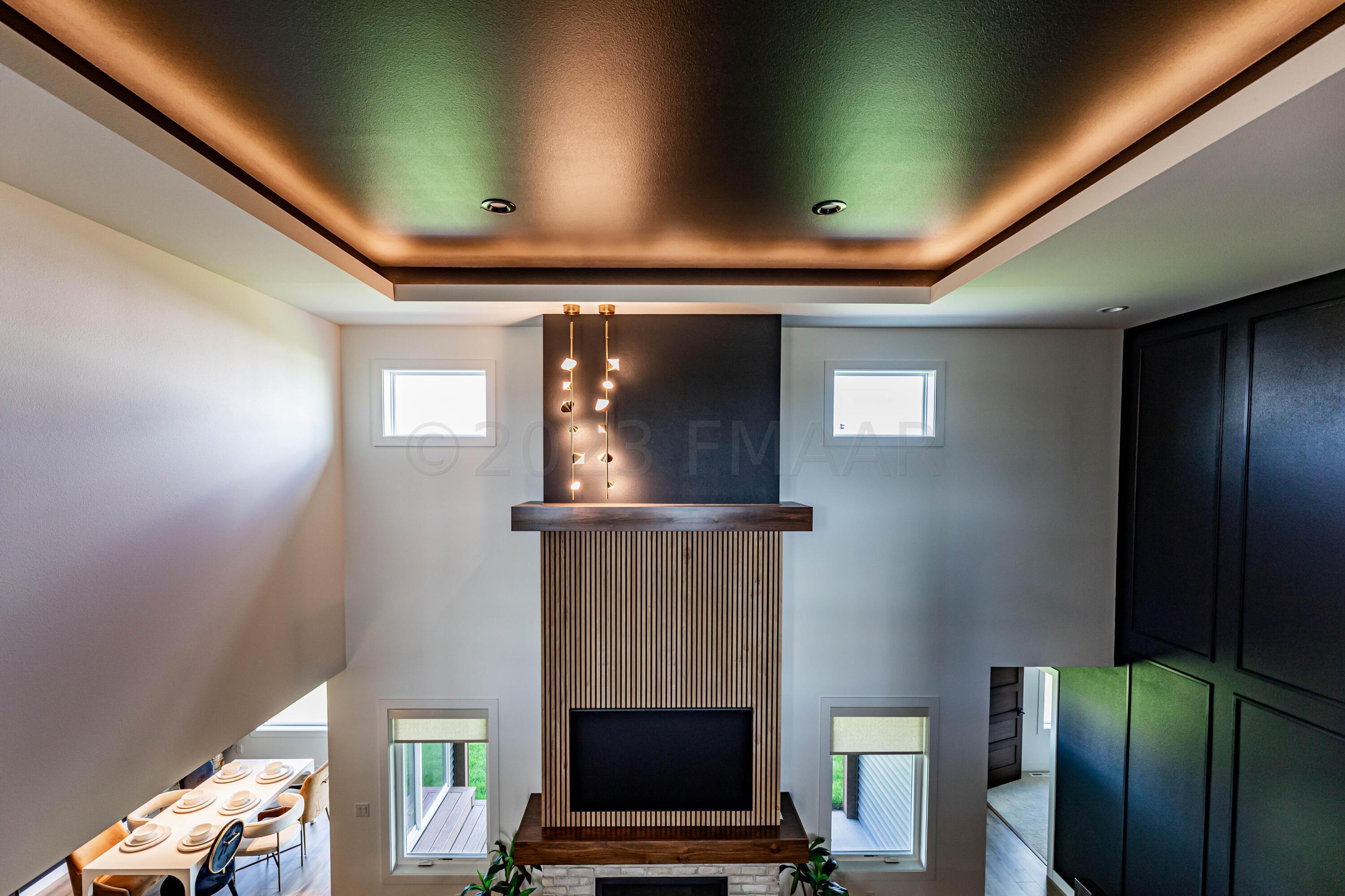 West Fargo, North Dakota 58078, United States, 5 Bedrooms Bedrooms, ,3 BathroomsBathrooms,Residential,Pending,60062