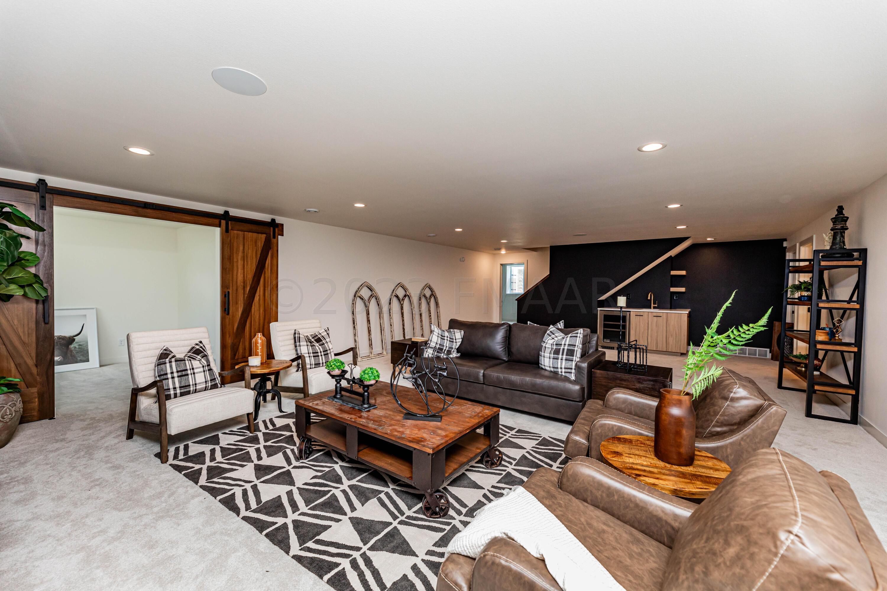 West Fargo, North Dakota 58078, United States, 5 Bedrooms Bedrooms, ,3 BathroomsBathrooms,Residential,Pending,60062