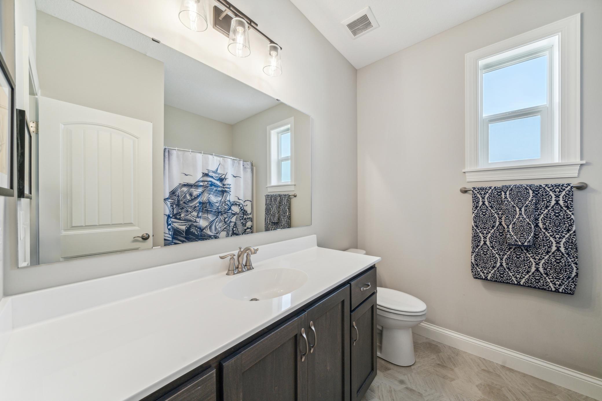 18528 Hexham Lane, Lakeville, Minnesota image 11