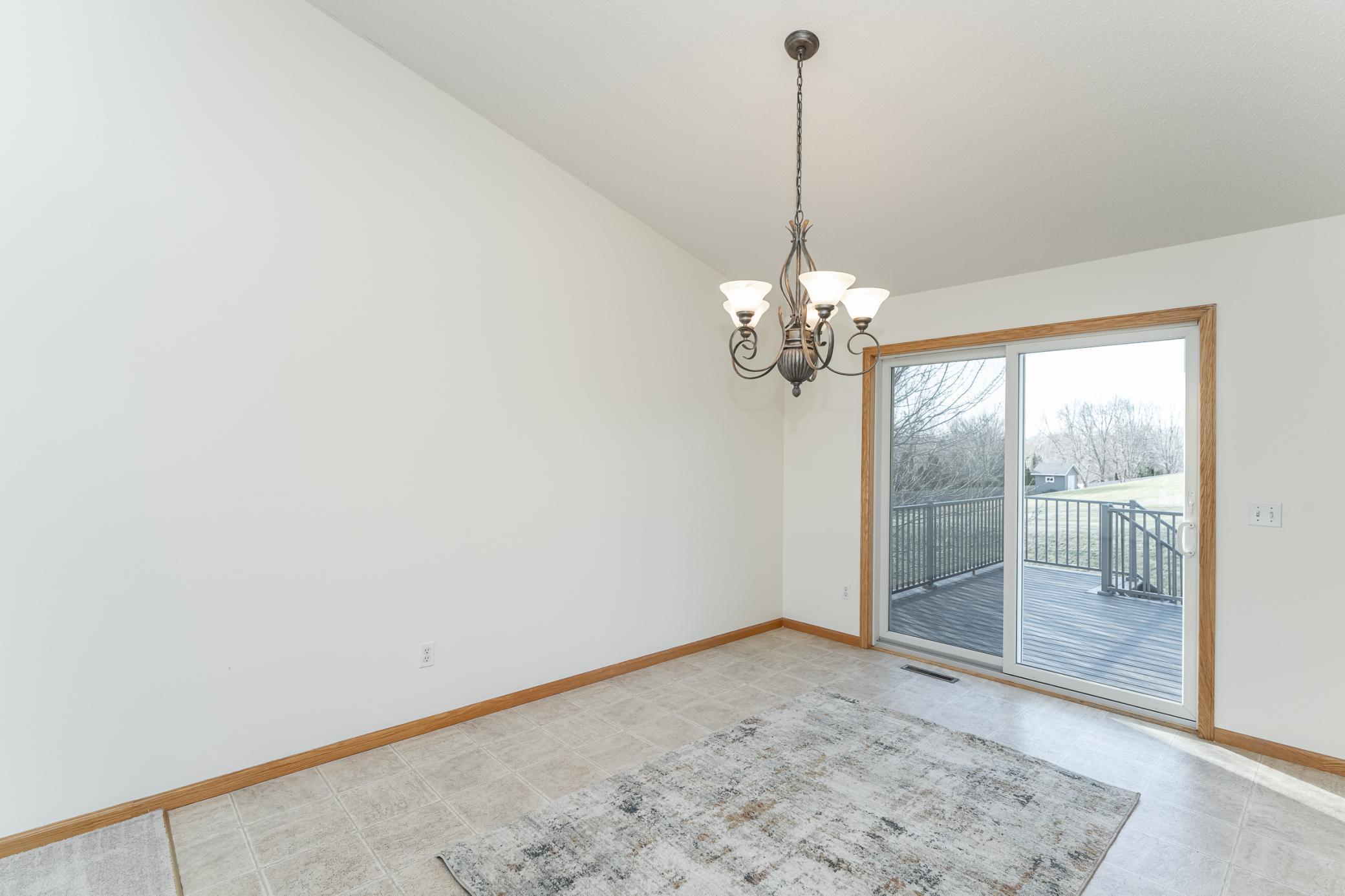 4512 Manor Park Drive, Rochester, Minnesota image 7